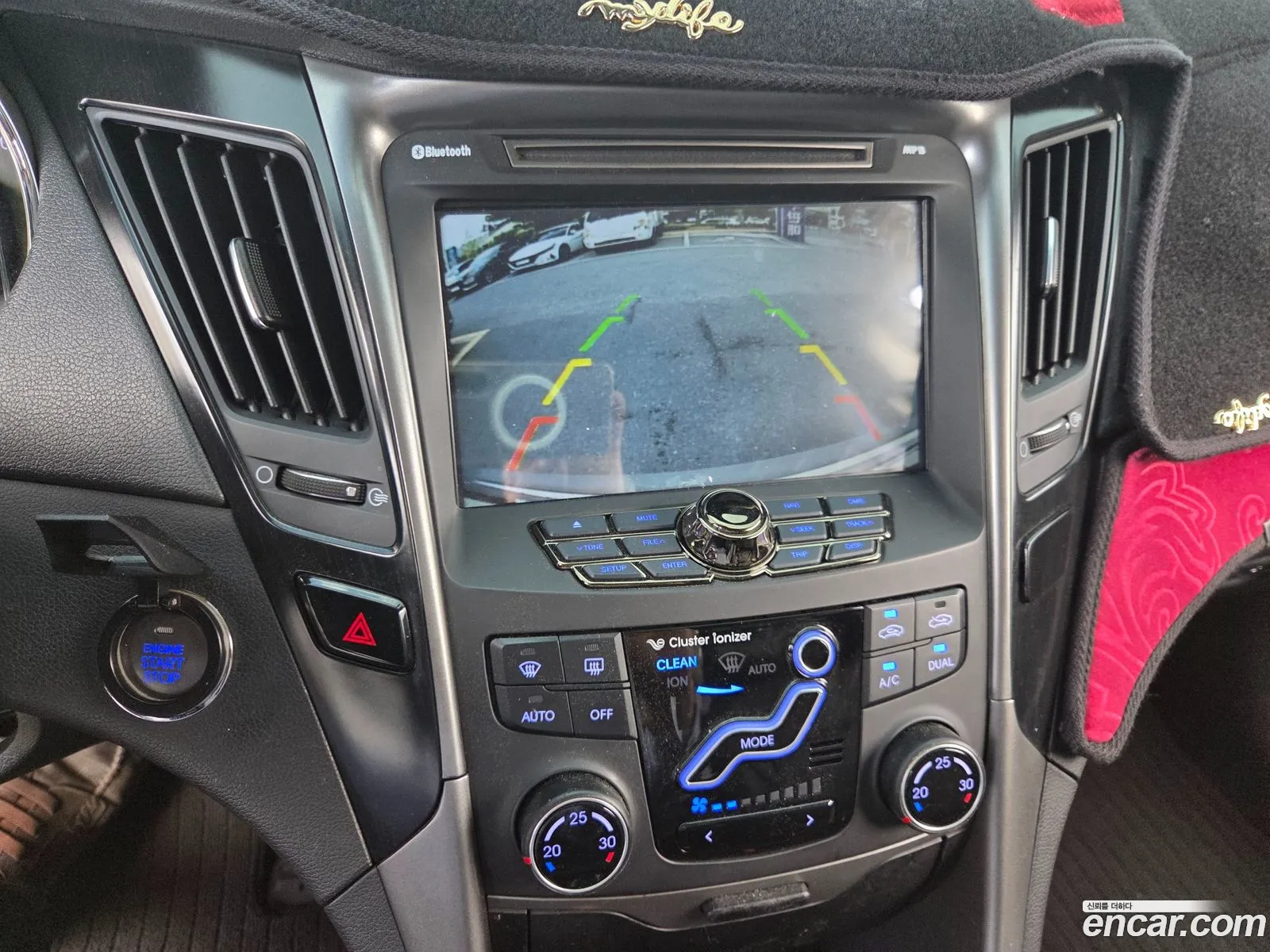 Hyundai YF Sonata 2012 — 15