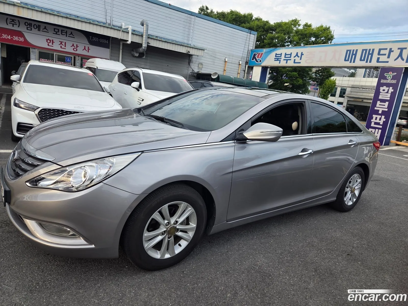 Hyundai YF Sonata 2012 — 6