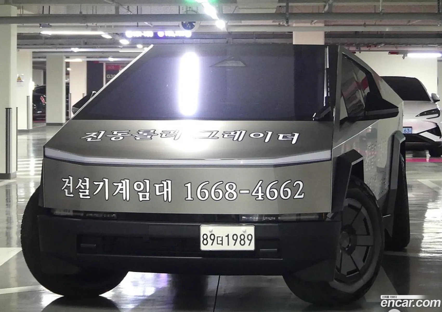 Tesla Cybertruck