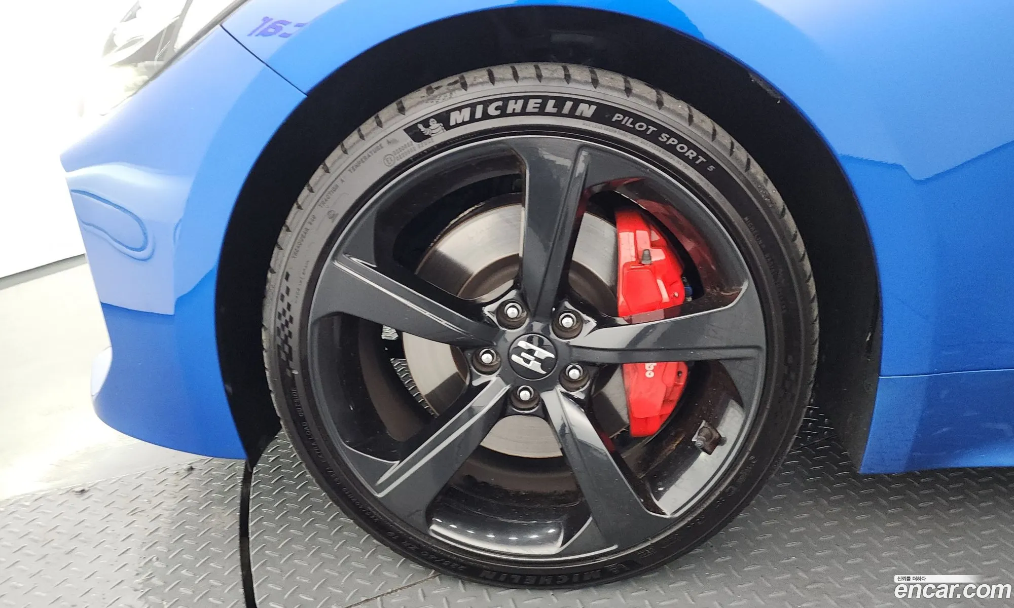 Kia Stinger 2019 KNAE751CDKS065802 — 18