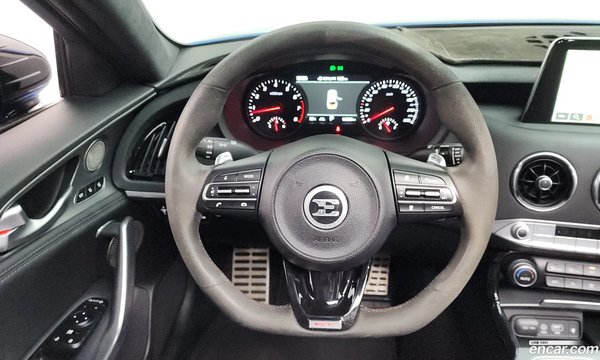 Kia Stinger 2019 KNAE751CDKS065802 — 32