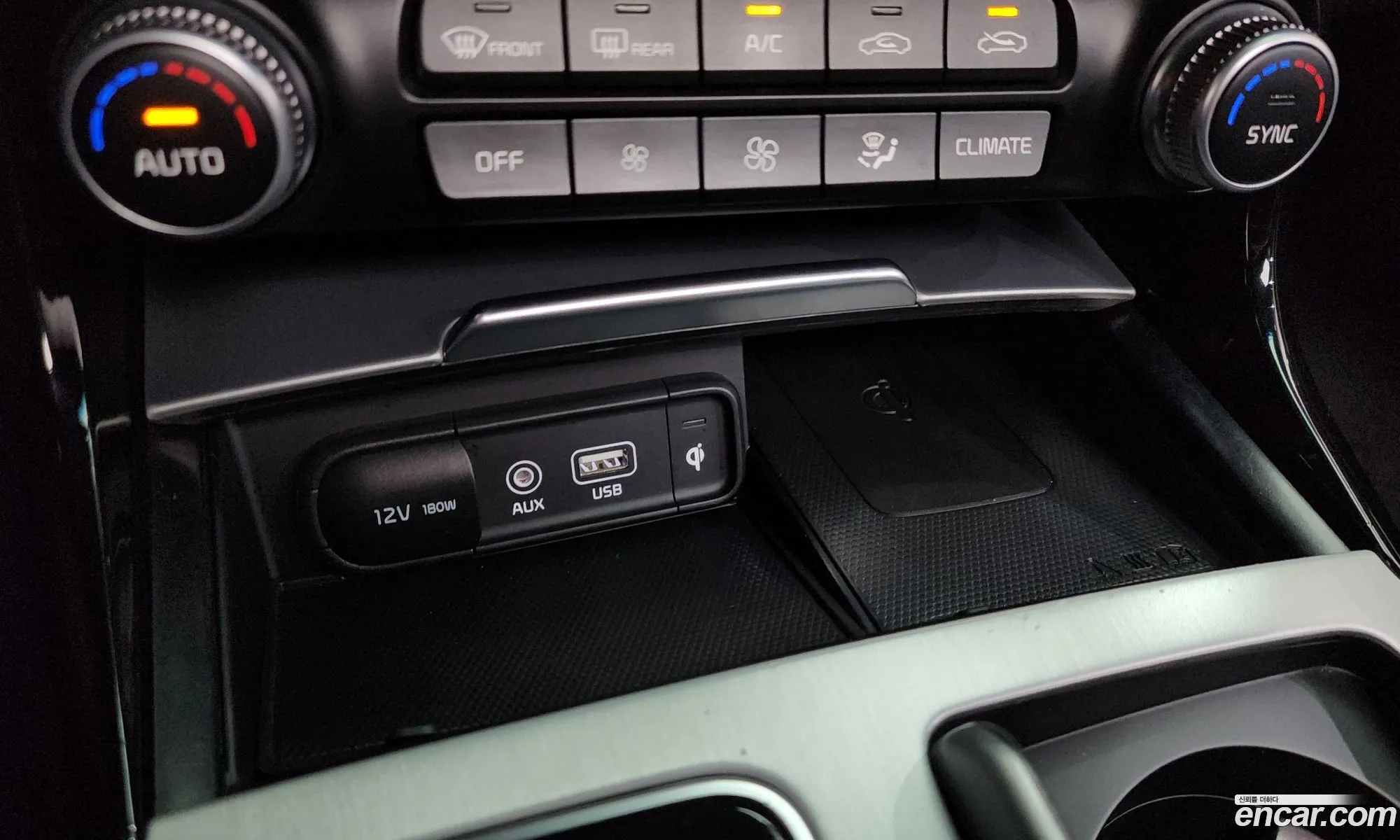 Kia Stinger 2019 KNAE751CDKS065802 — 16