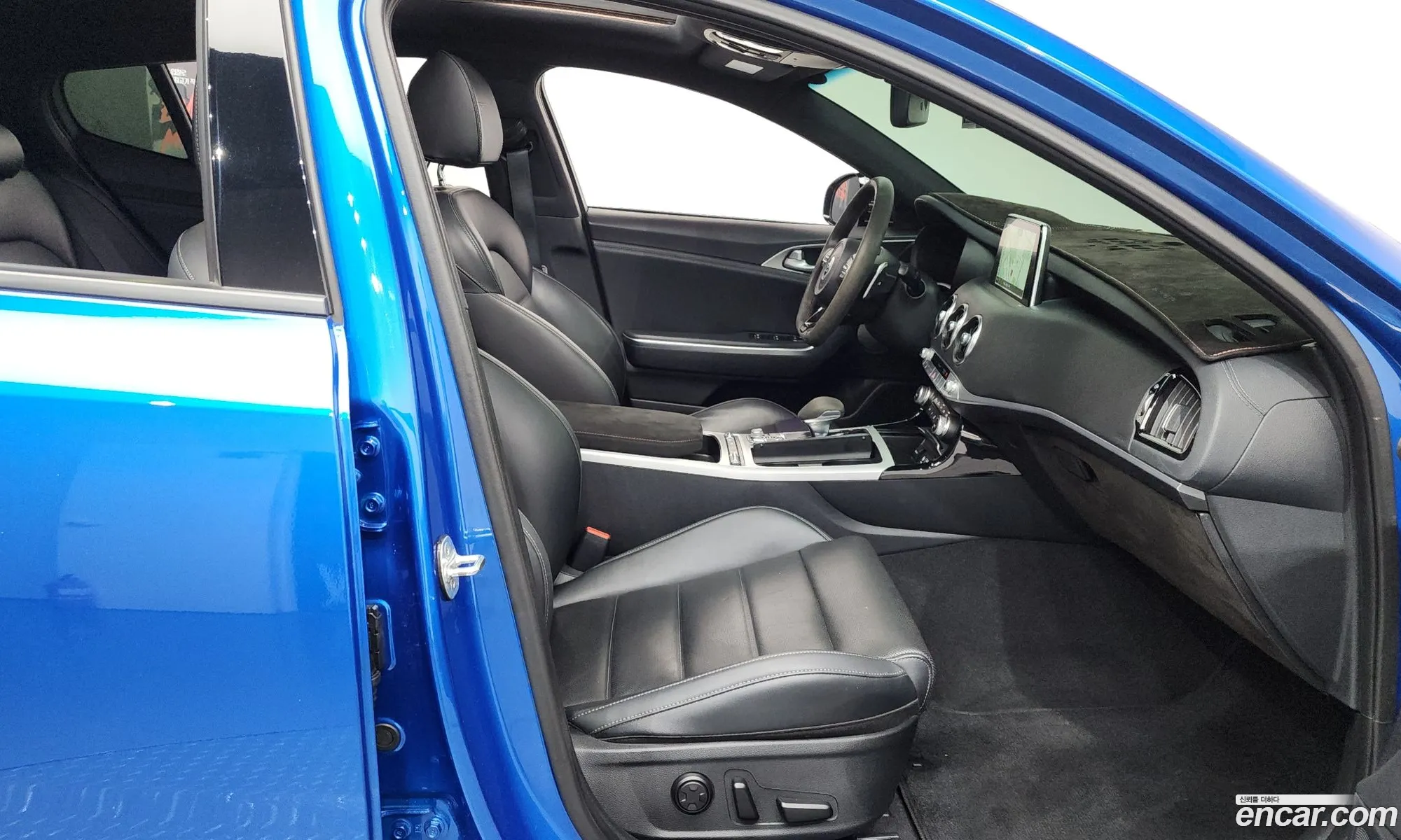 Kia Stinger 2019 KNAE751CDKS065802 — 22