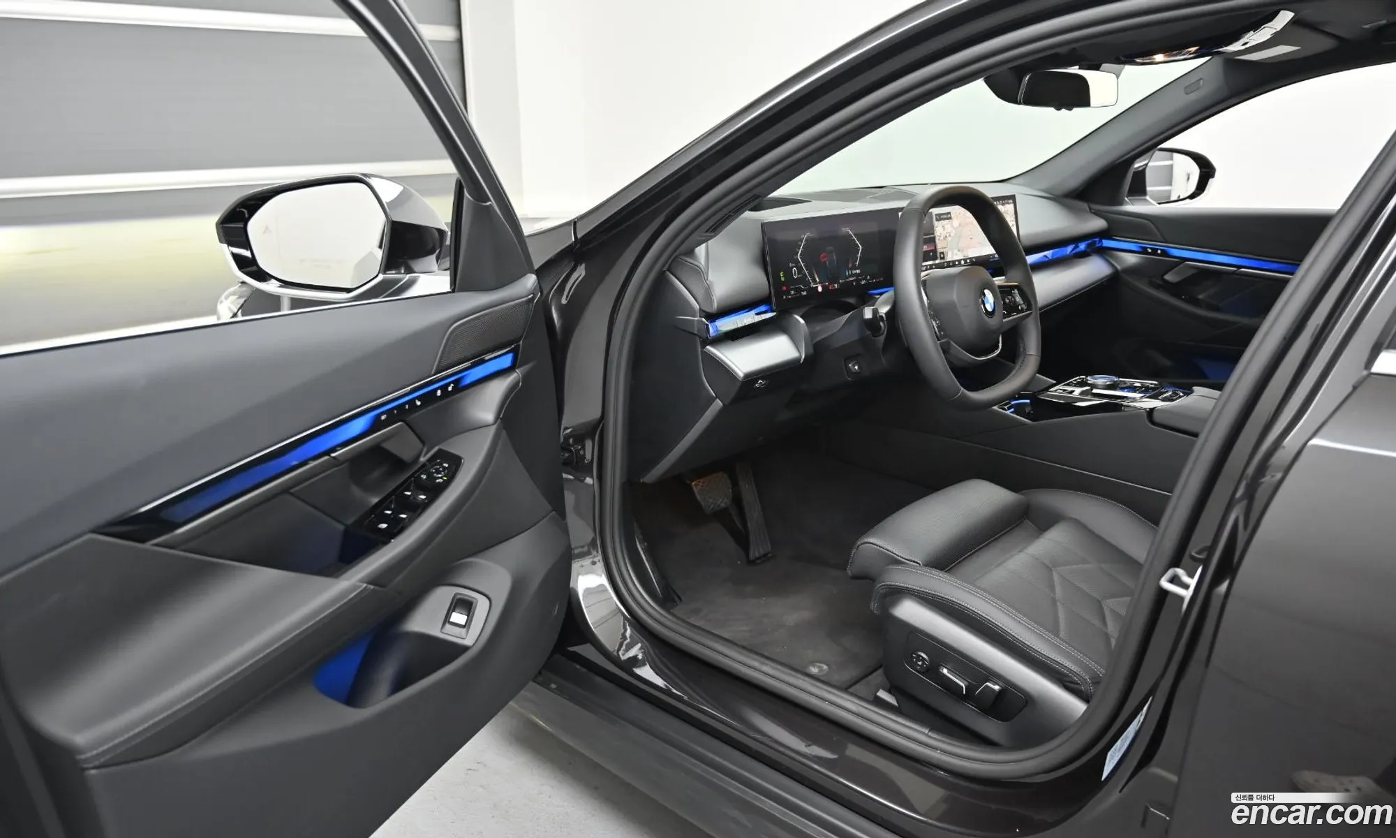 BMW 5 Series 2025 — 5