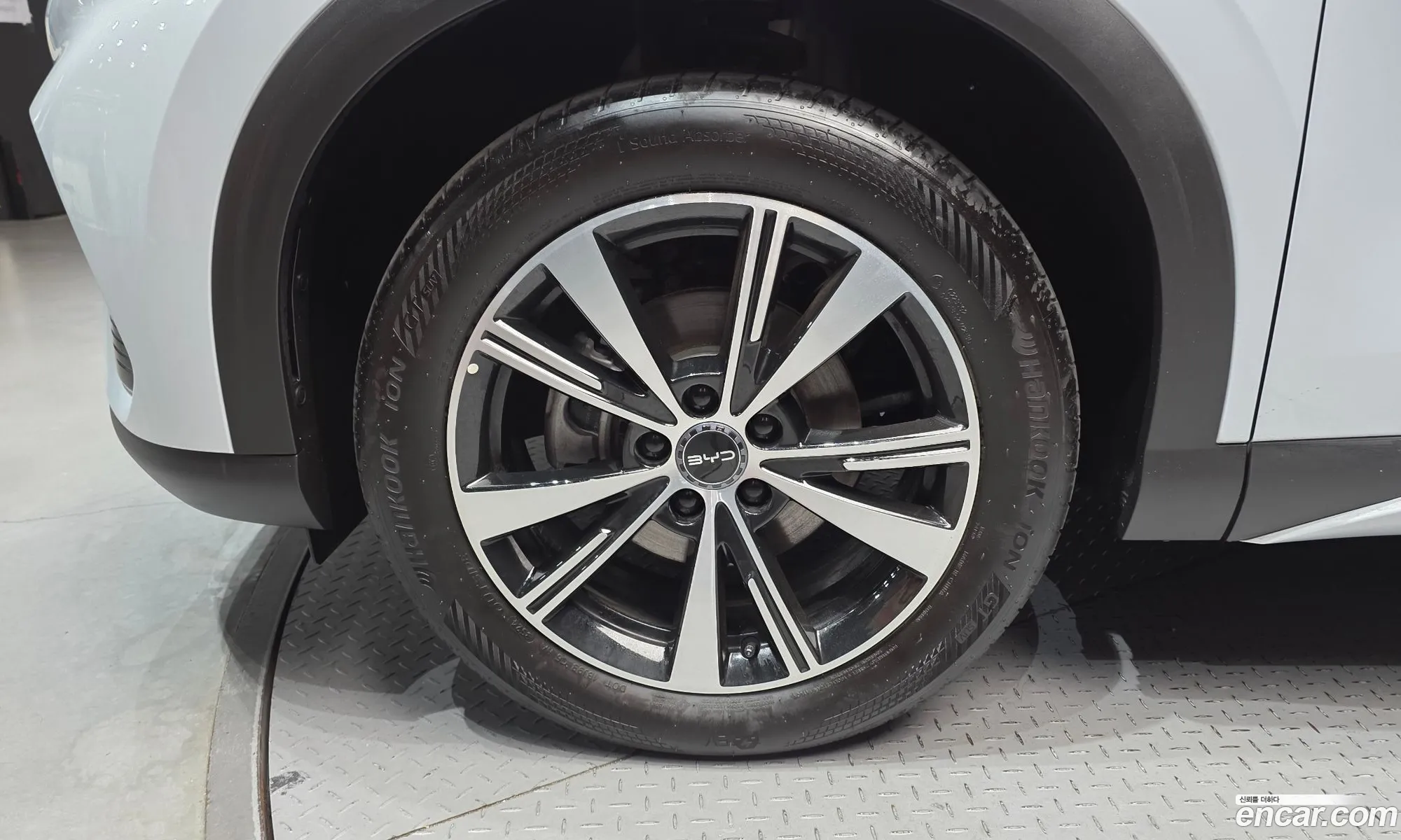 BYD Atto 3 2025 LGXCE4CB0S2019600 — 15