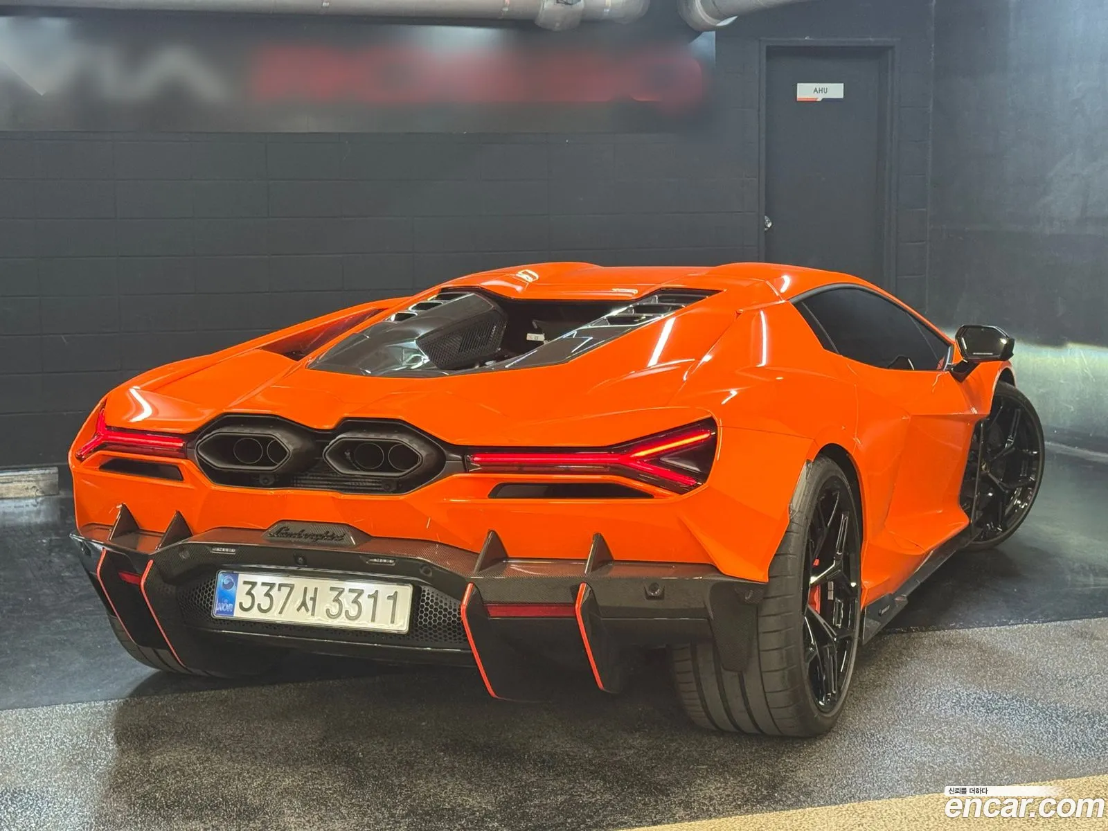 Lamborghini Revuelto 2025 — 15
