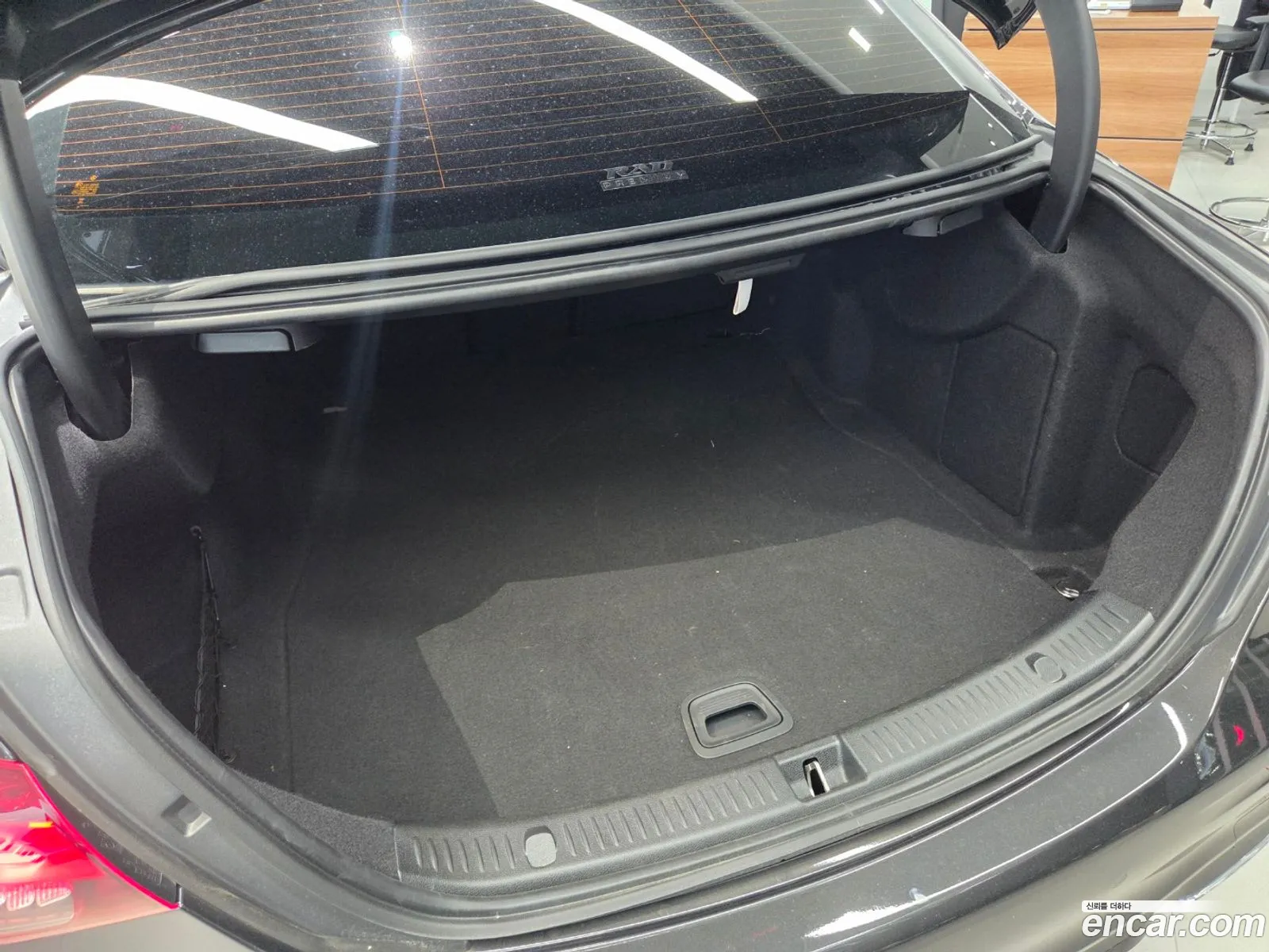 Mercedes-Benz E-Class W213 2023 — 7