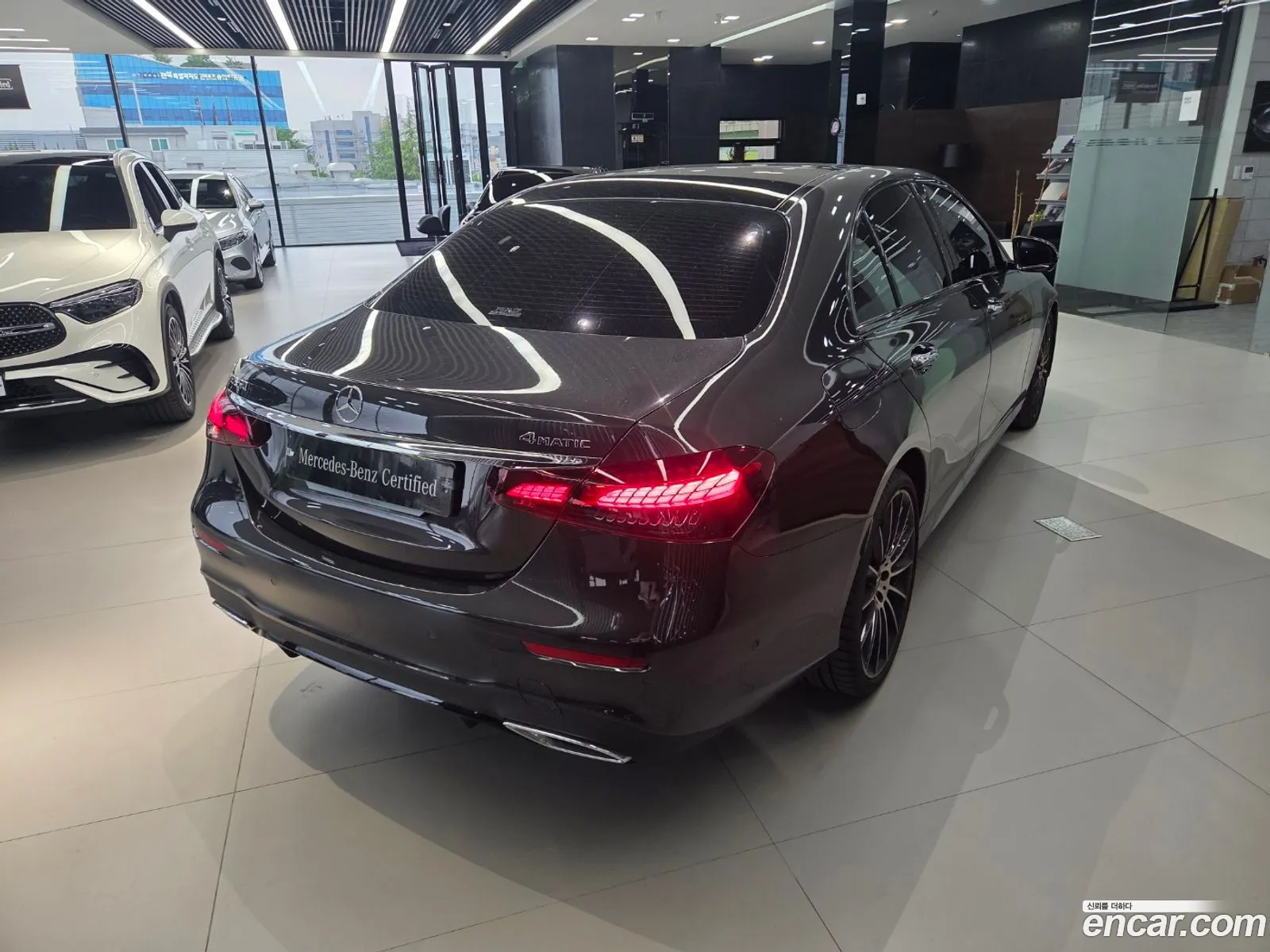 Mercedes-Benz E-Class W213 2023 — 17
