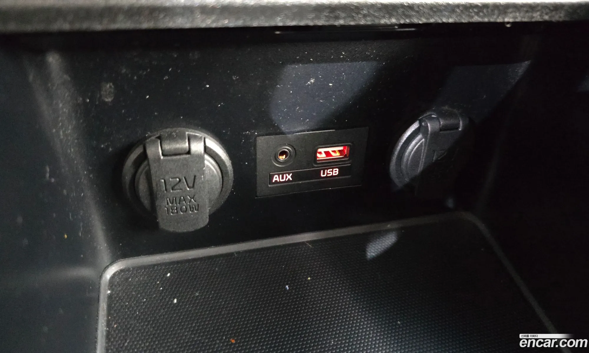 Kia K3 2016 — 17