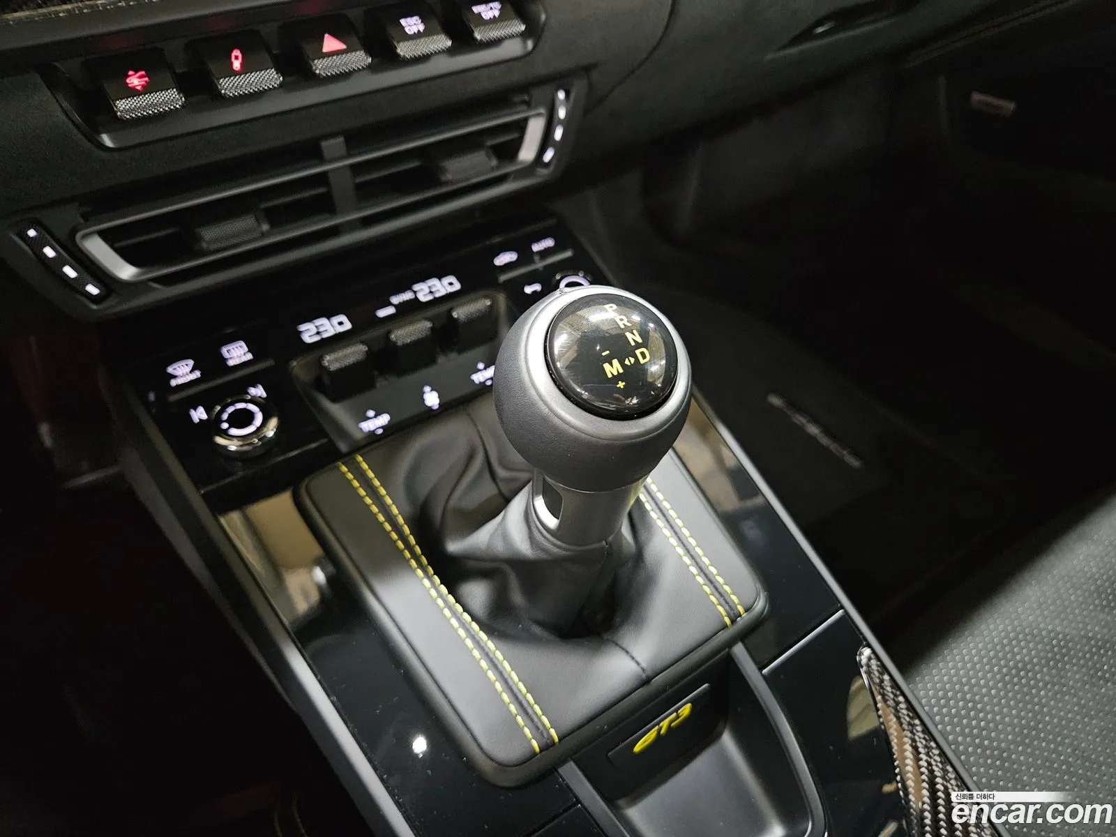 Porsche 911 2022 — 4