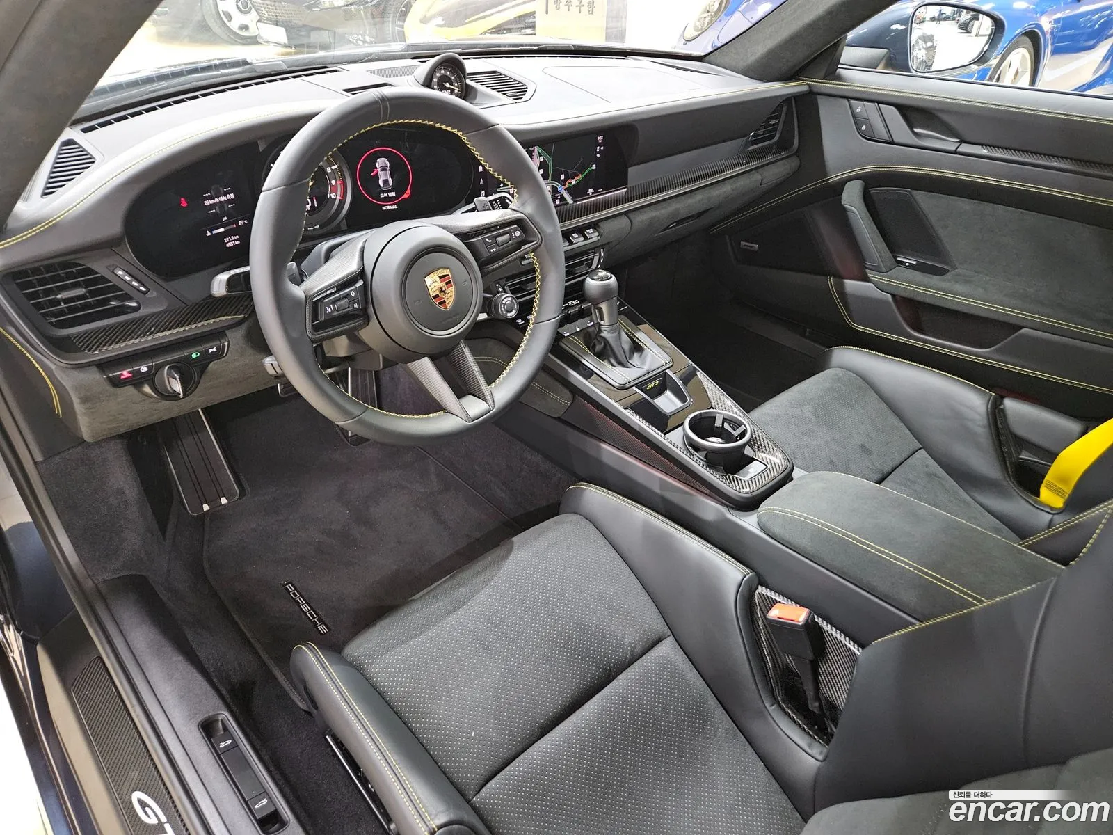 Porsche 911 2022 — 13