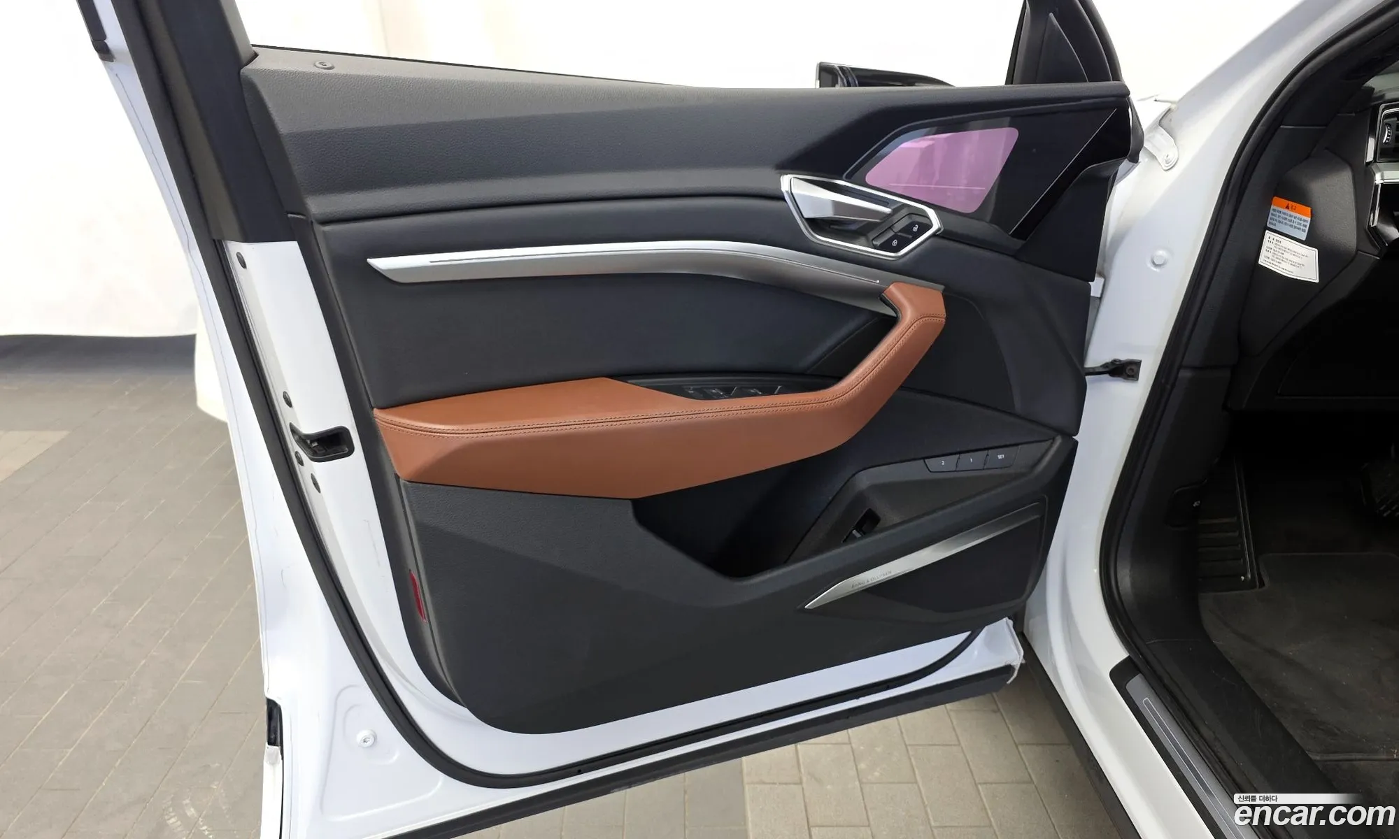 Audi e-tron 2021 WAUZZZGE8NB003272 — 28