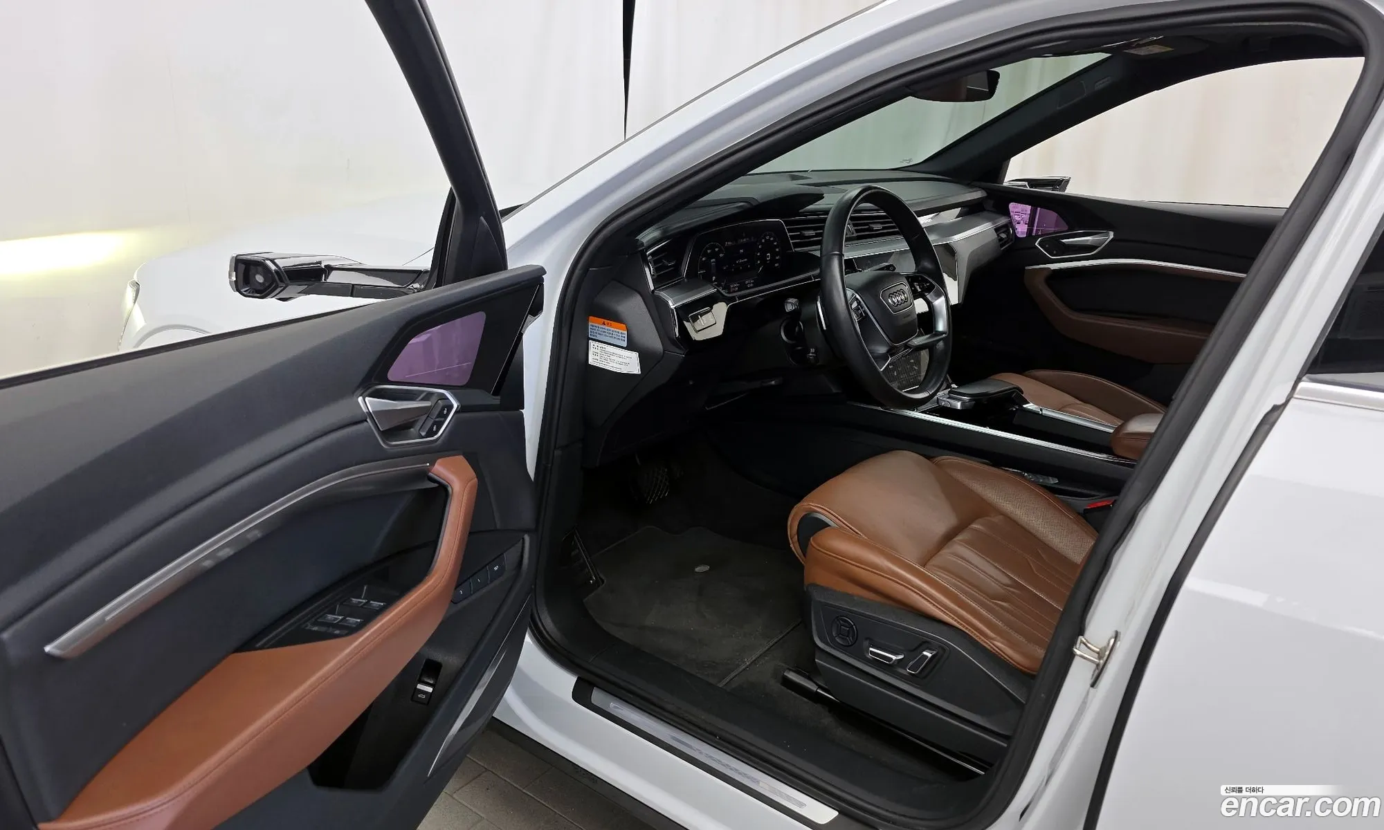 Audi e-tron 2021 WAUZZZGE8NB003272 — 23