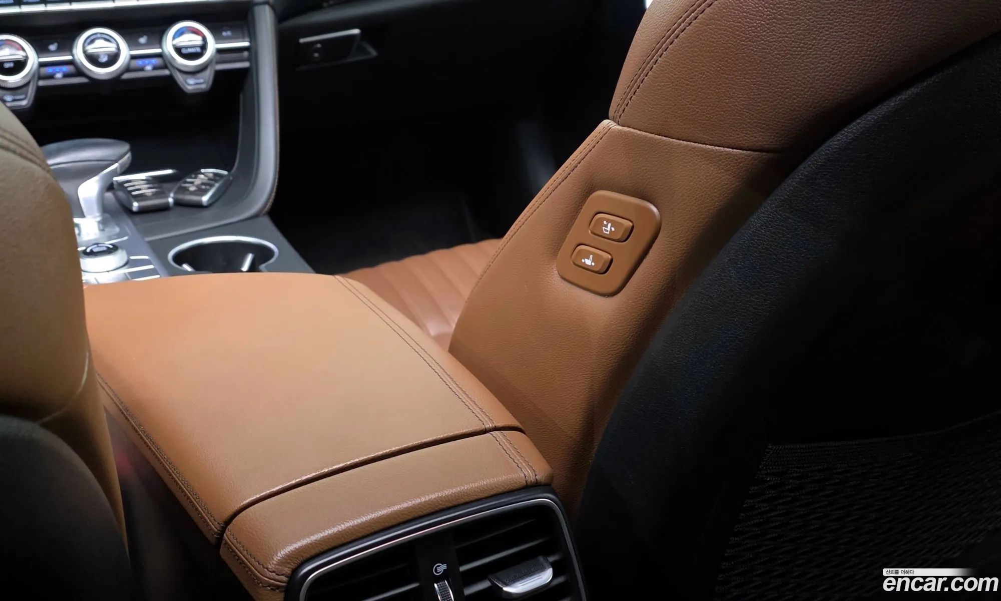 Genesis G70 2019 — 34
