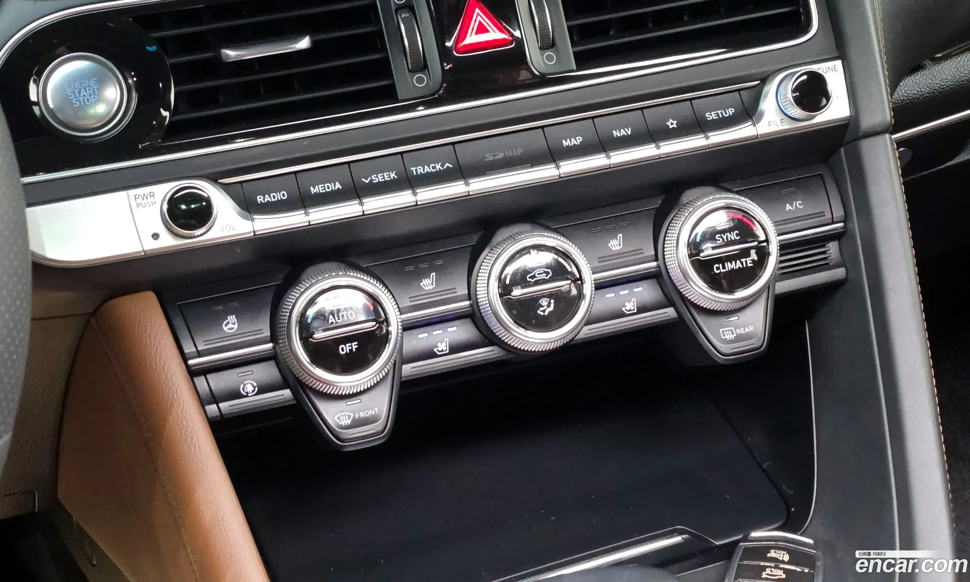 Genesis G70 2019 — 14