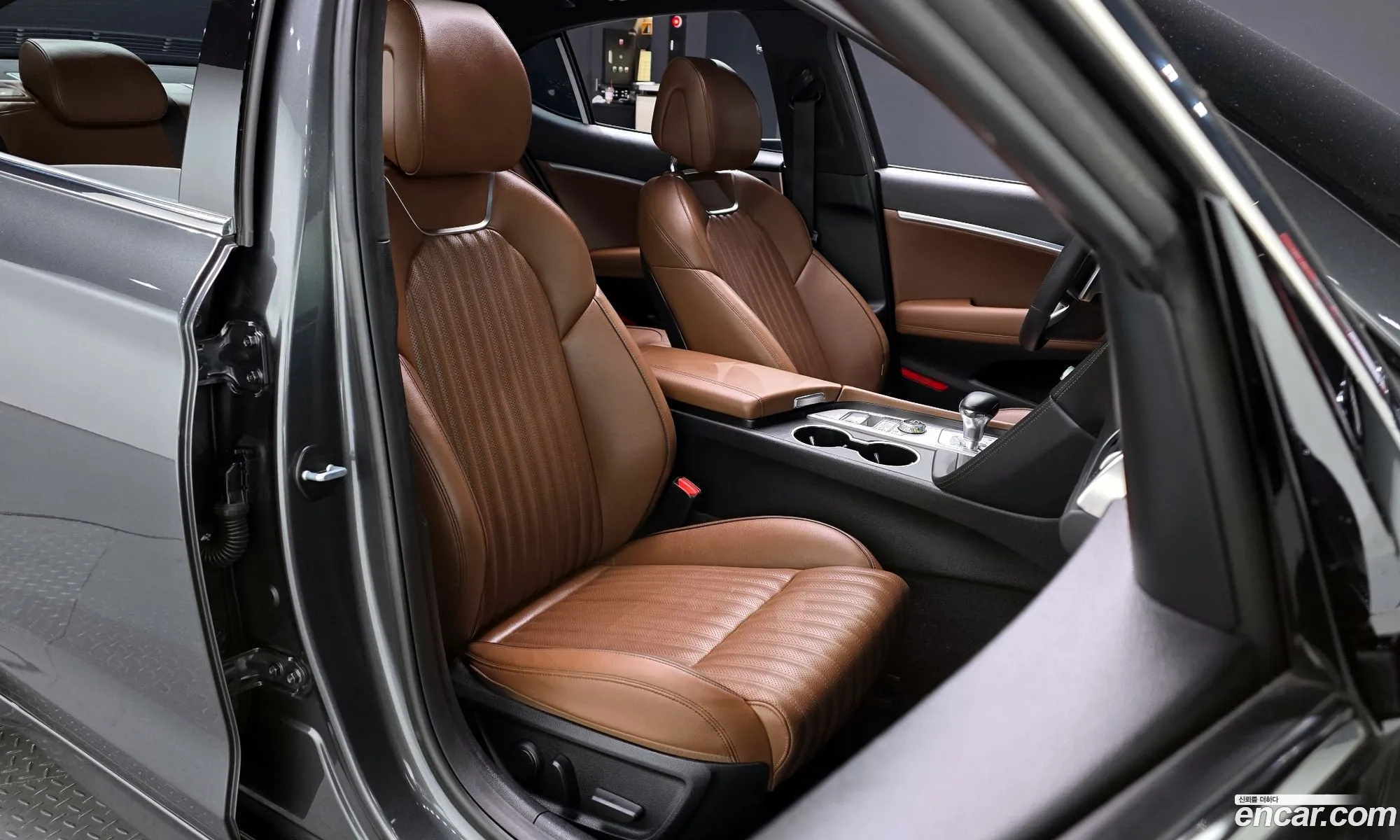 Genesis G70 2019 — 2