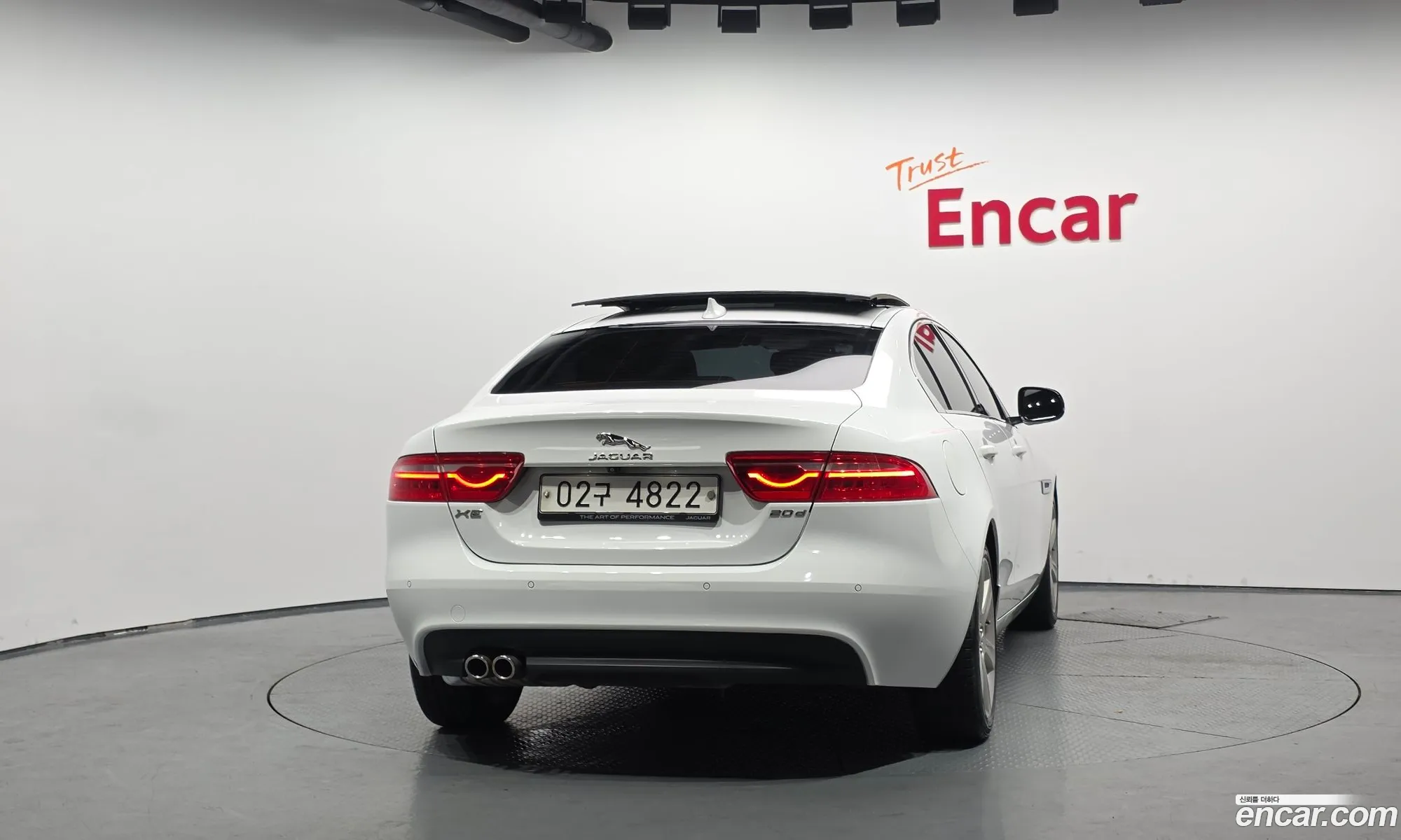 Jaguar XE 2016 SAJAB4BN7GA928683 — 14