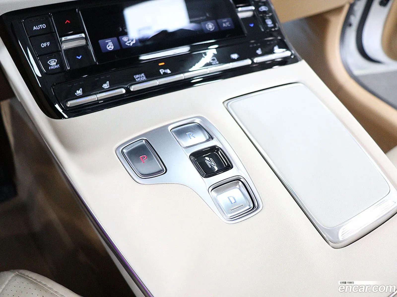 Hyundai Grandeur IG 2020 — 16