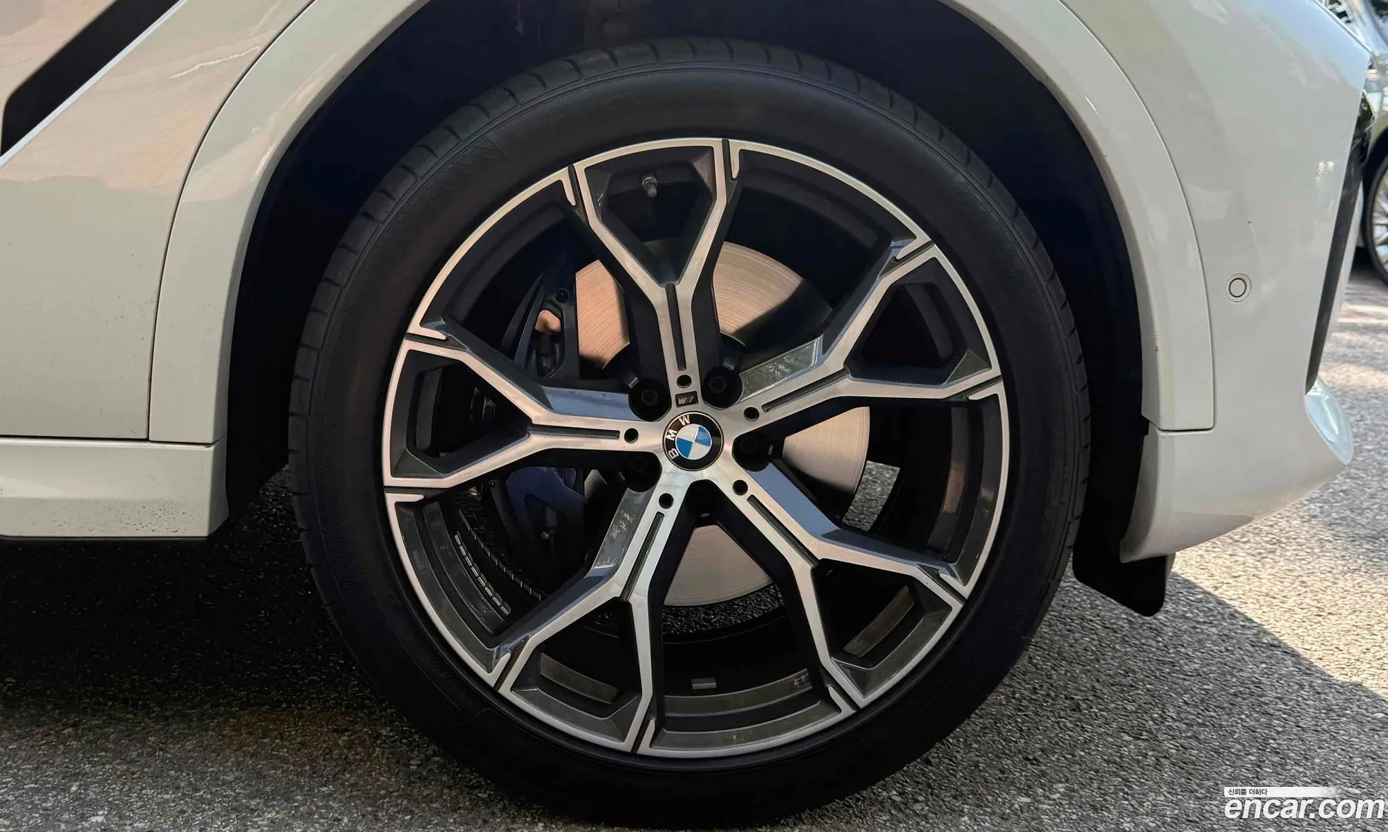 BMW X6 2022 — 13