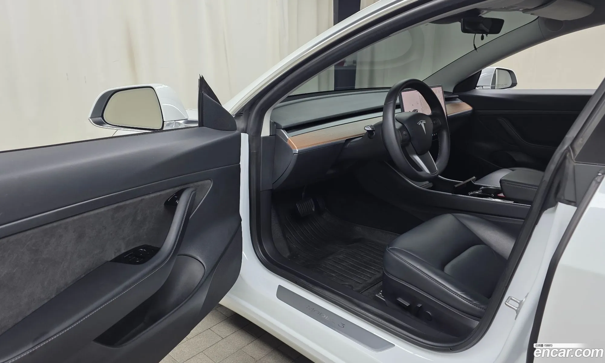 Tesla Model 3 2020 5YJ3E1EA5LF694485 — 7