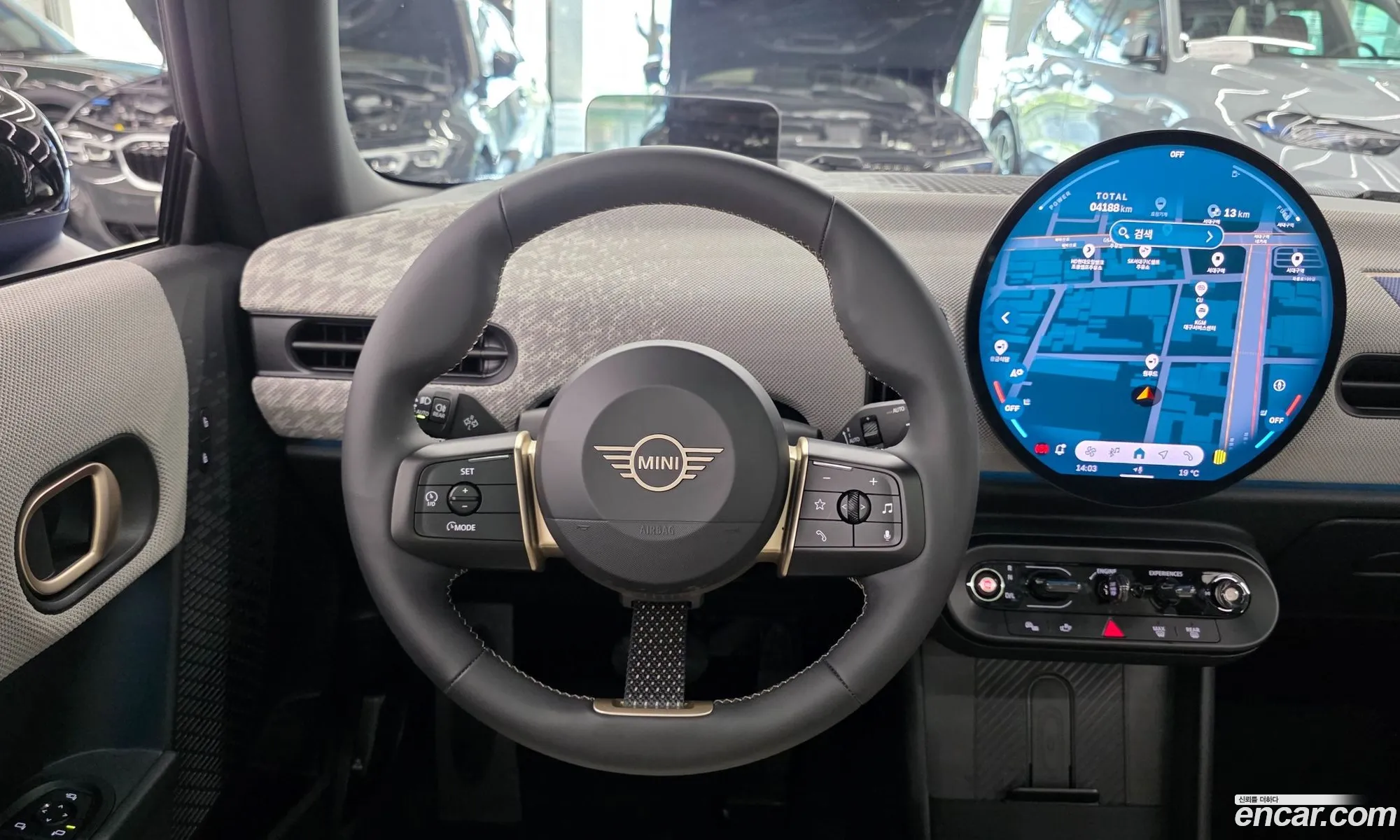 Mini Cooper S 2025 — 14