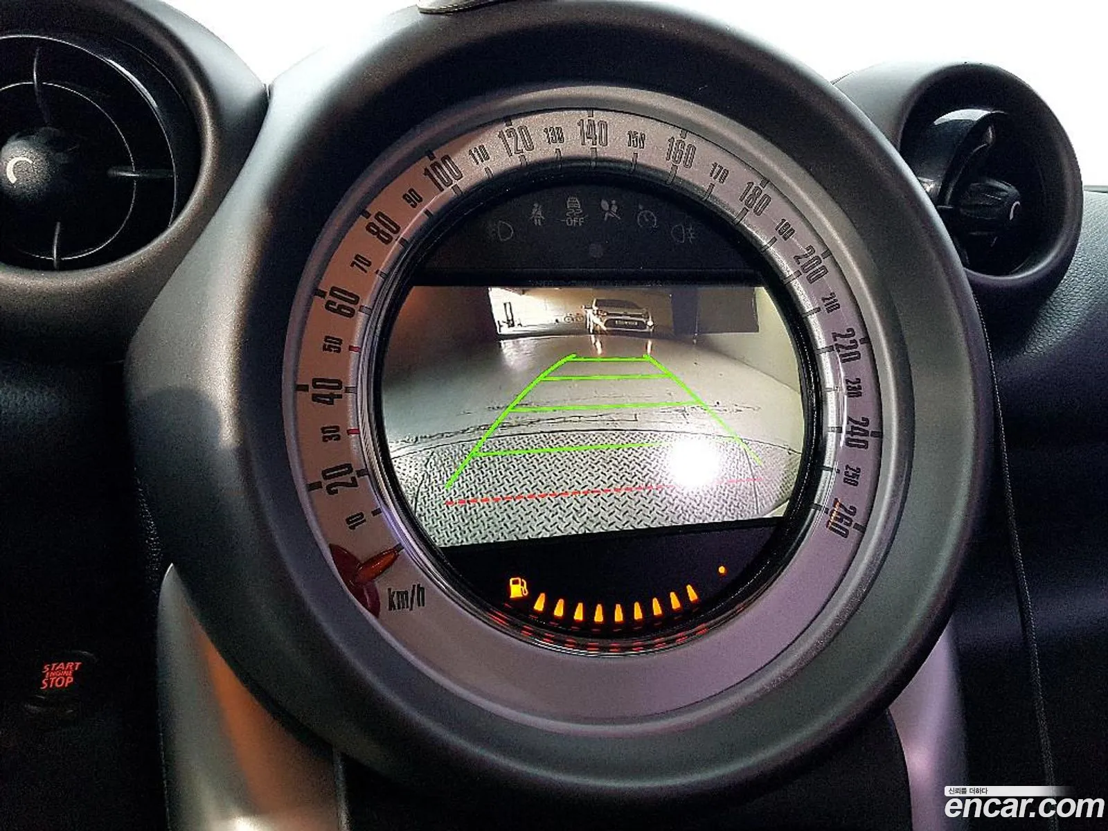 Mini Cooper D Countryman 2012 — 13