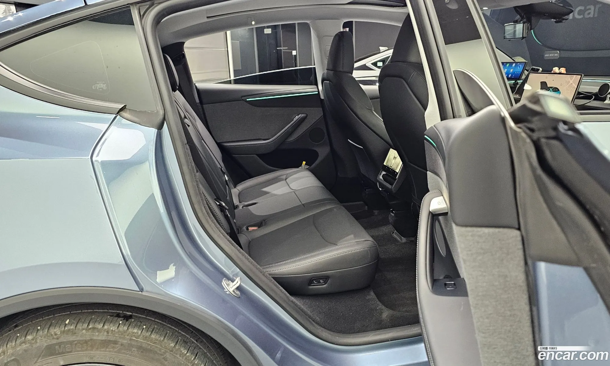 Tesla Model Y 2025 — 5