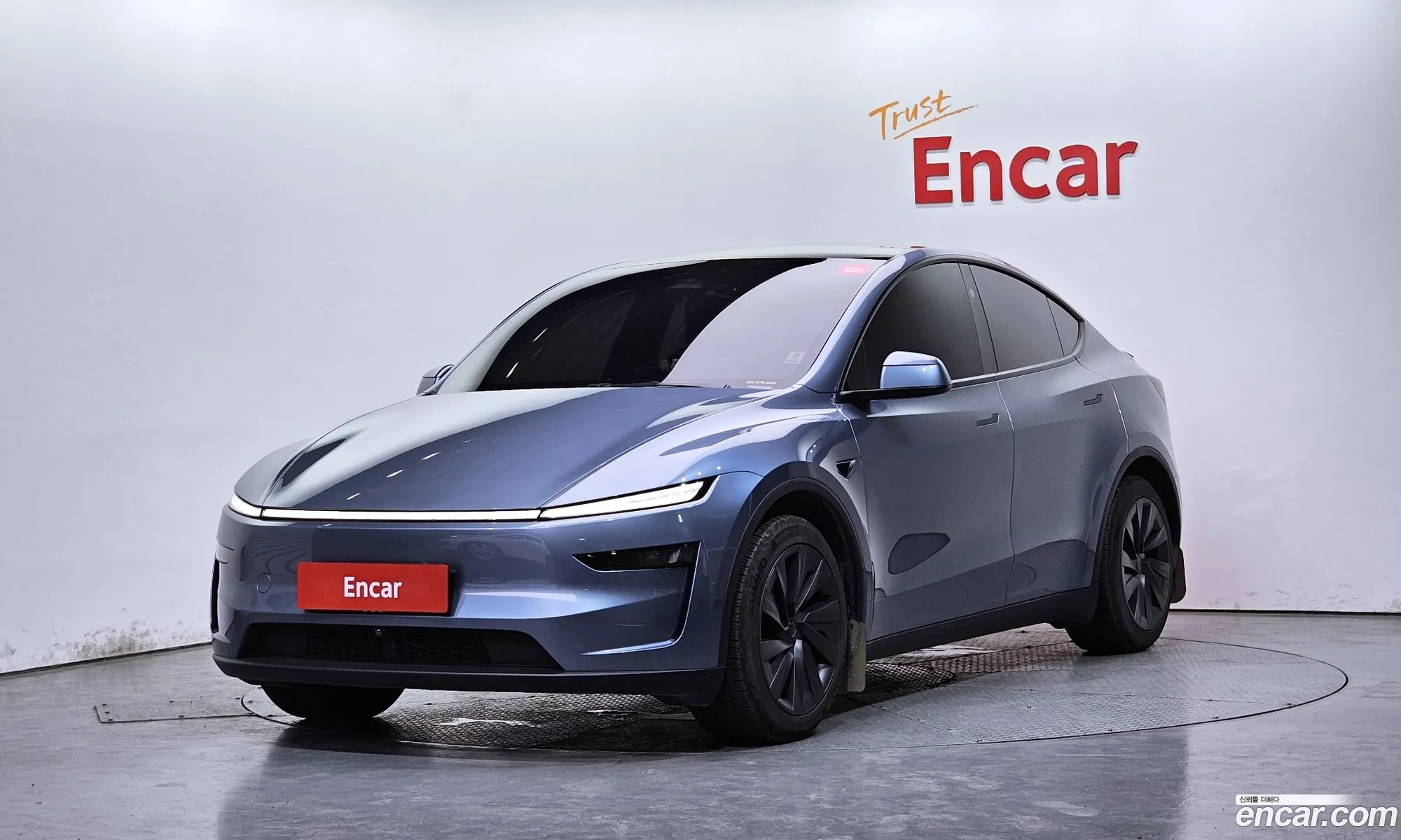 Tesla Model Y 2025 — 15