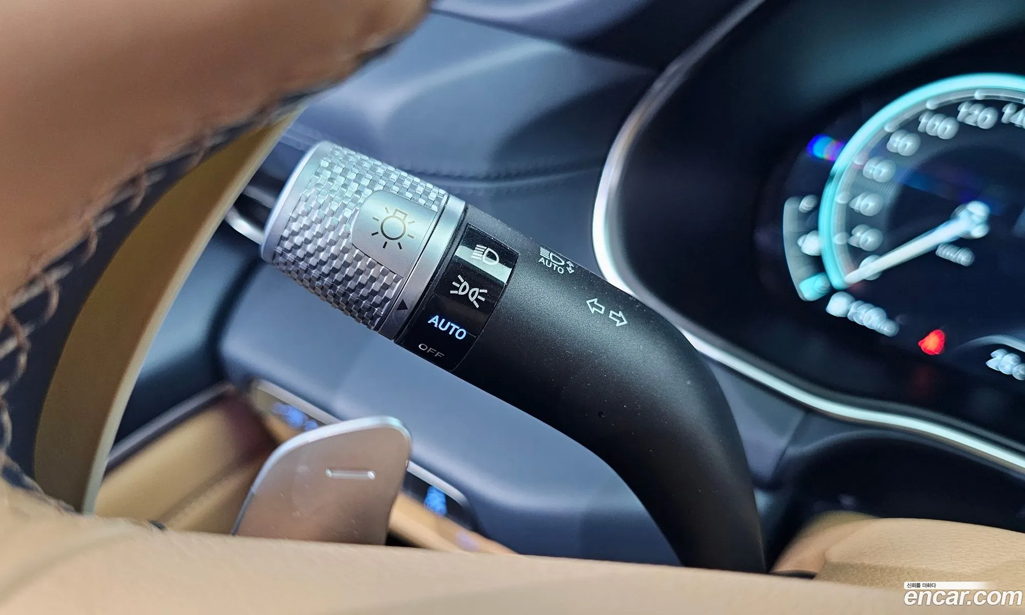 Genesis GV80 2023 — 21