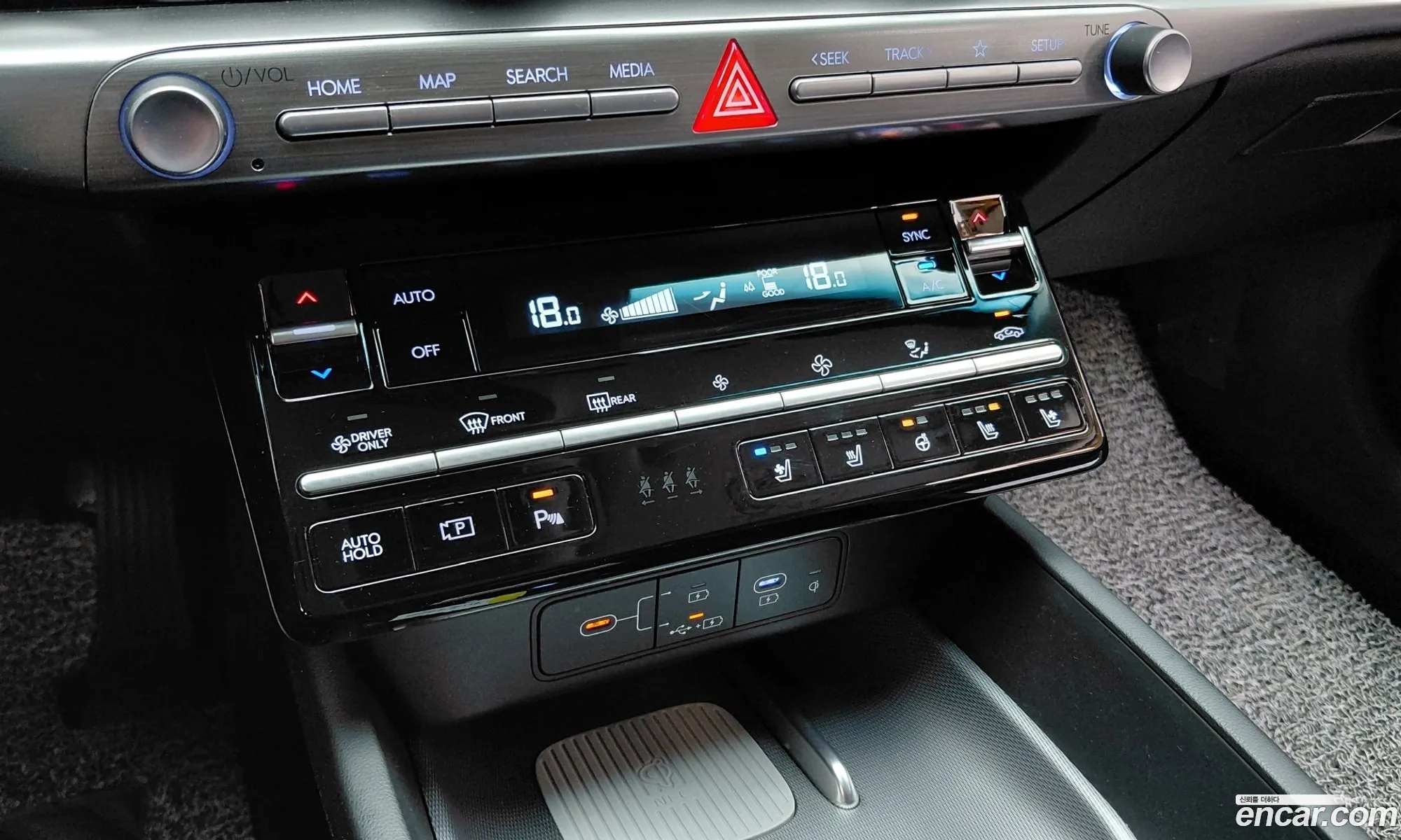 Hyundai Grandeur Hybrid 2023 — 17
