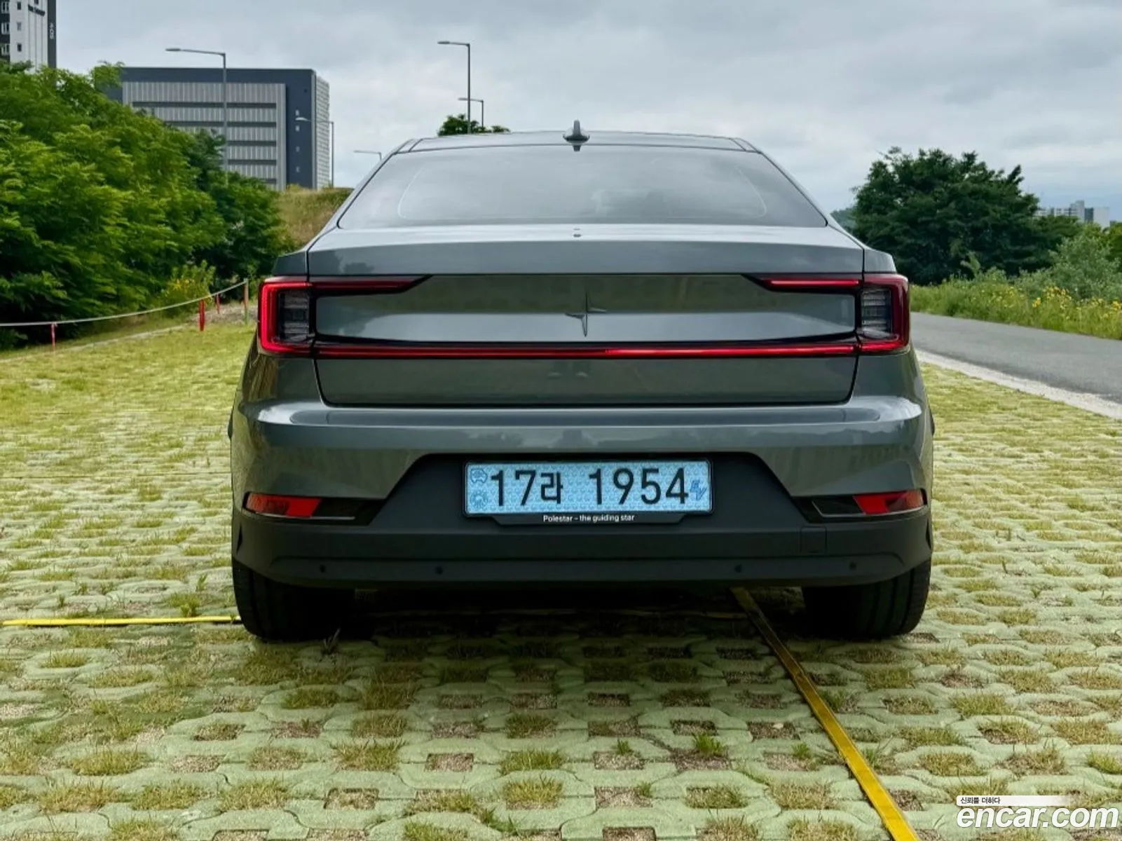 Polestar Polestar 2 2025 — 8