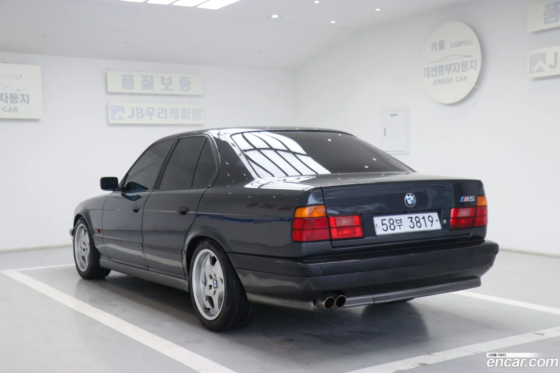 BMW M5 1989 — 17