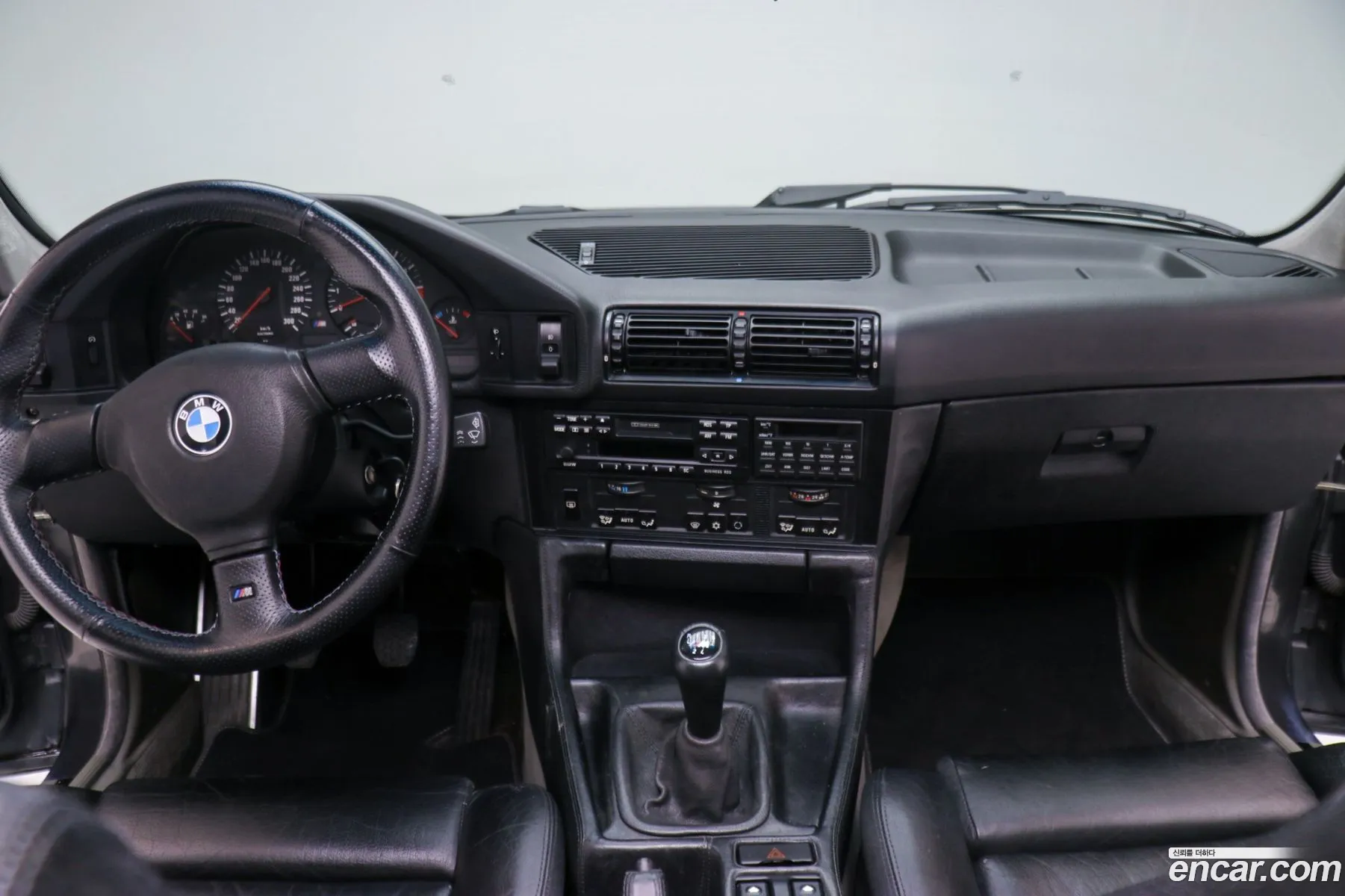 BMW M5 1989 — 16