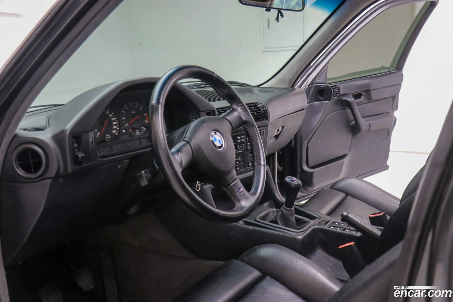 BMW M5 1989 — 12
