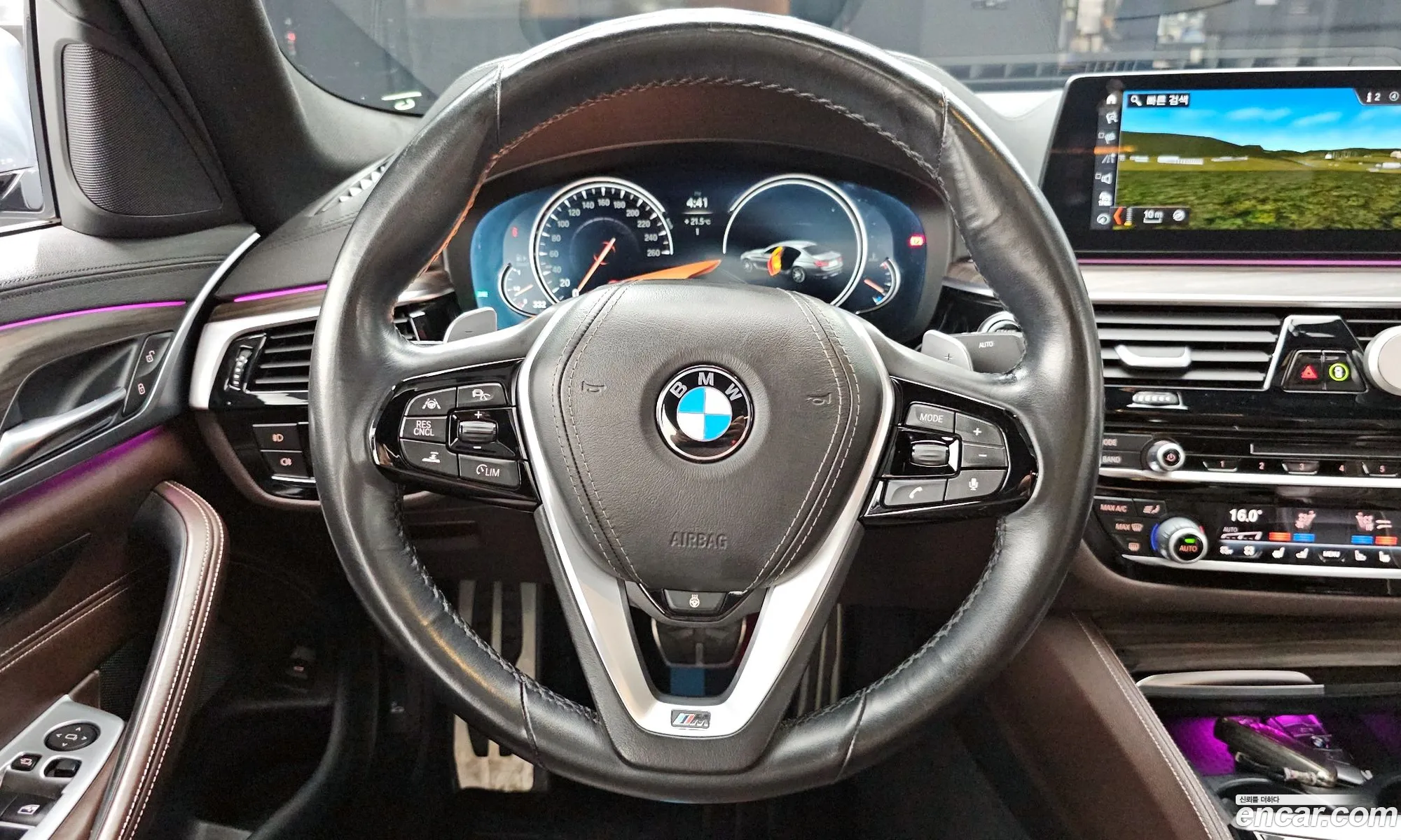 BMW 5 Series 2018 WBAJC3107JDA33518 — 20