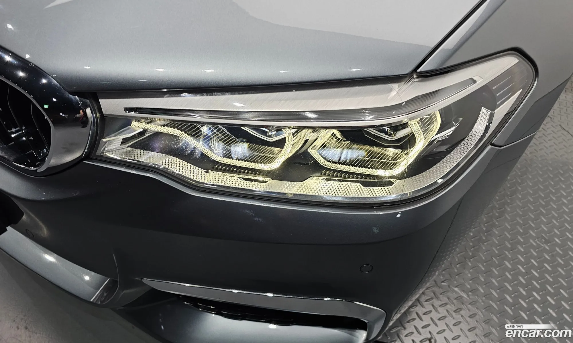 BMW 5 Series 2018 WBAJC3107JDA33518 — 8