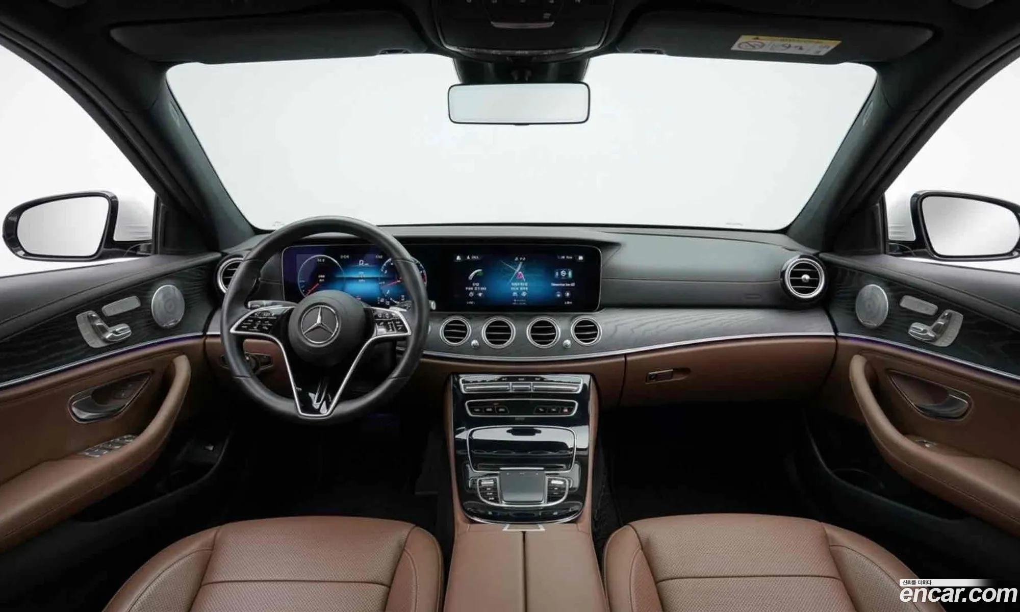 Mercedes-Benz E-Class W213 2022 — 11
