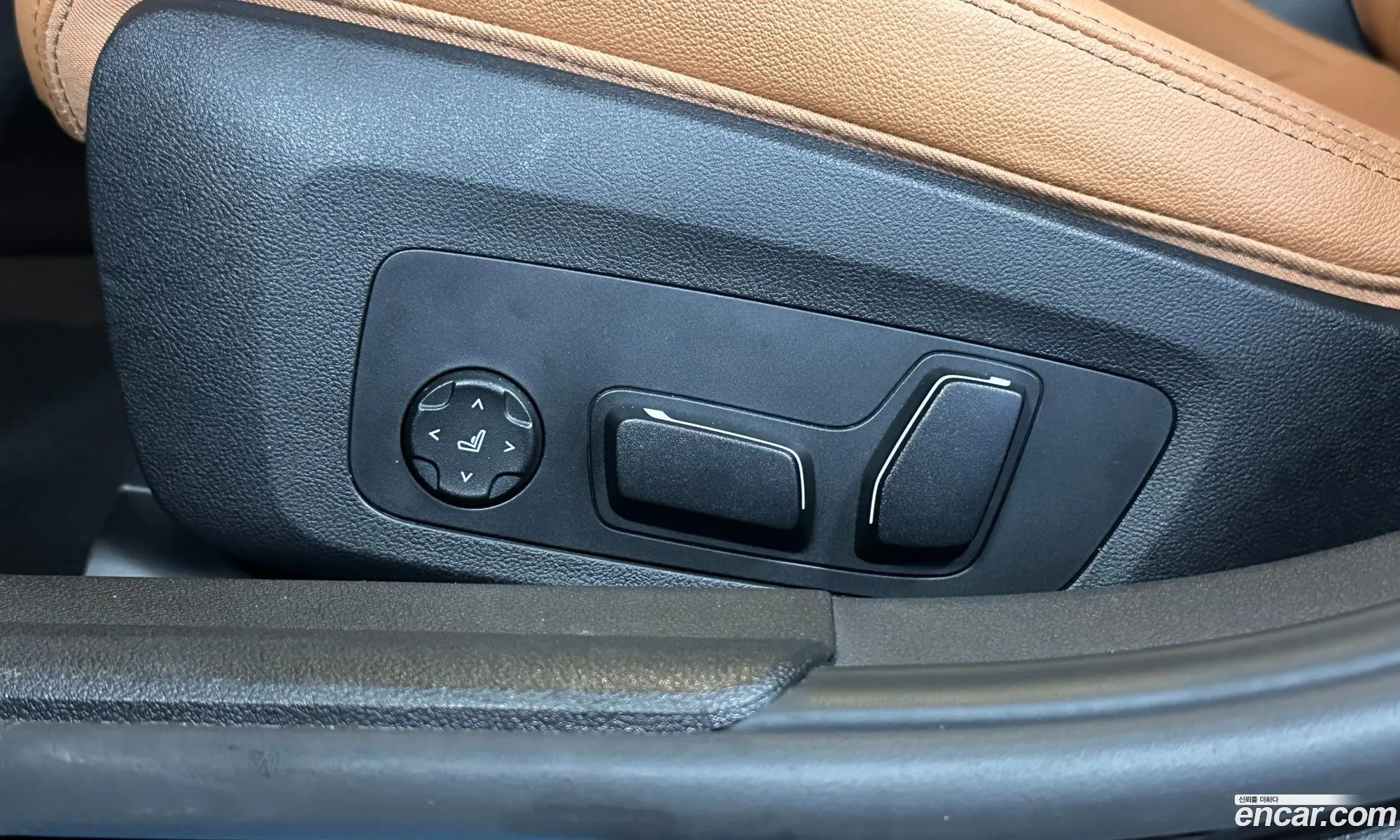 BMW 3 Series 2025 — 12