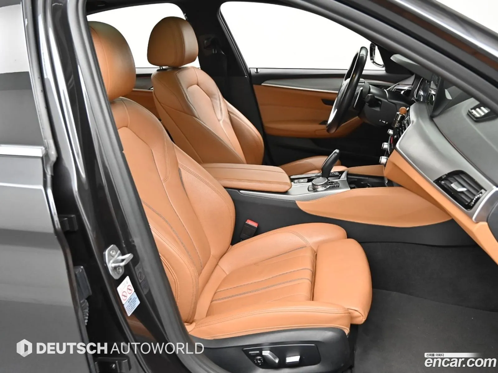 BMW 5 Series 2017 — 11