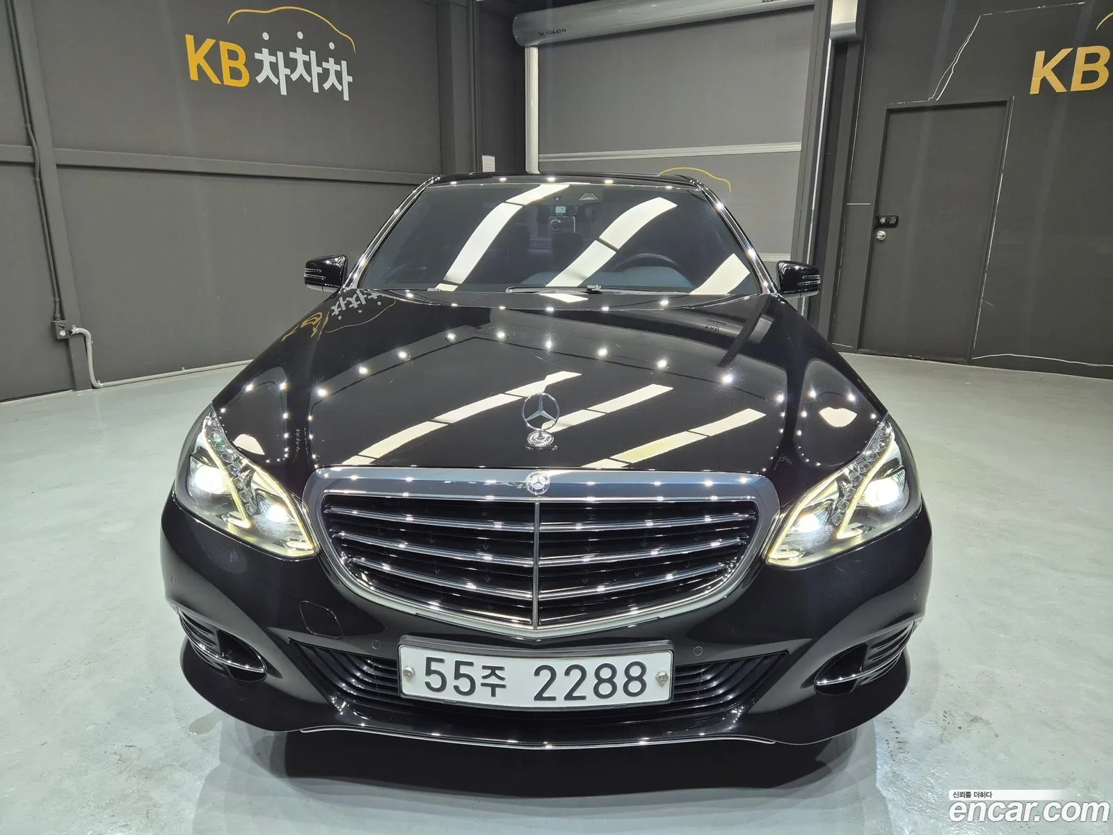 Mercedes-Benz E-Class W212 2013 — 14