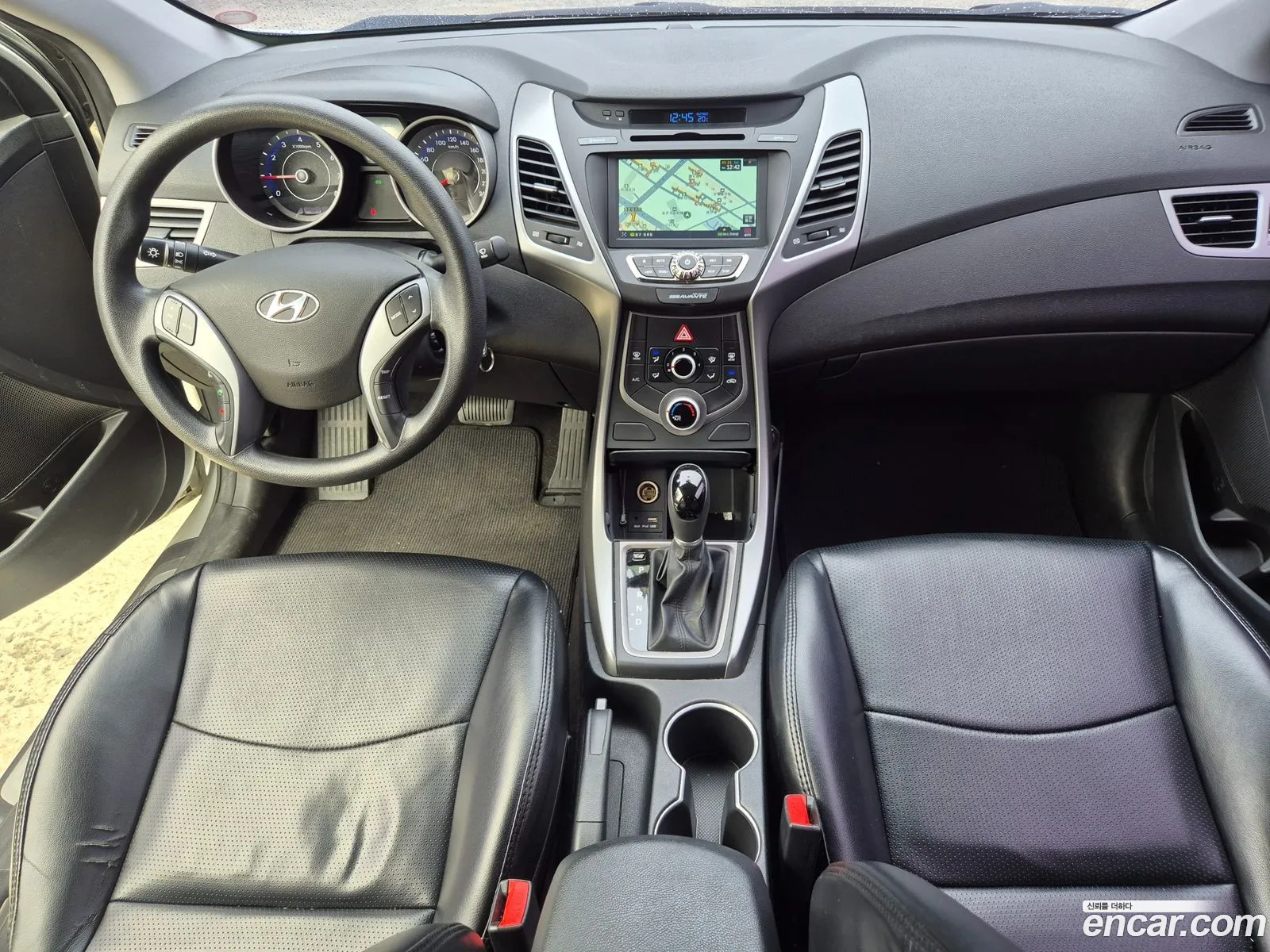Hyundai Elantra 2015 — 3