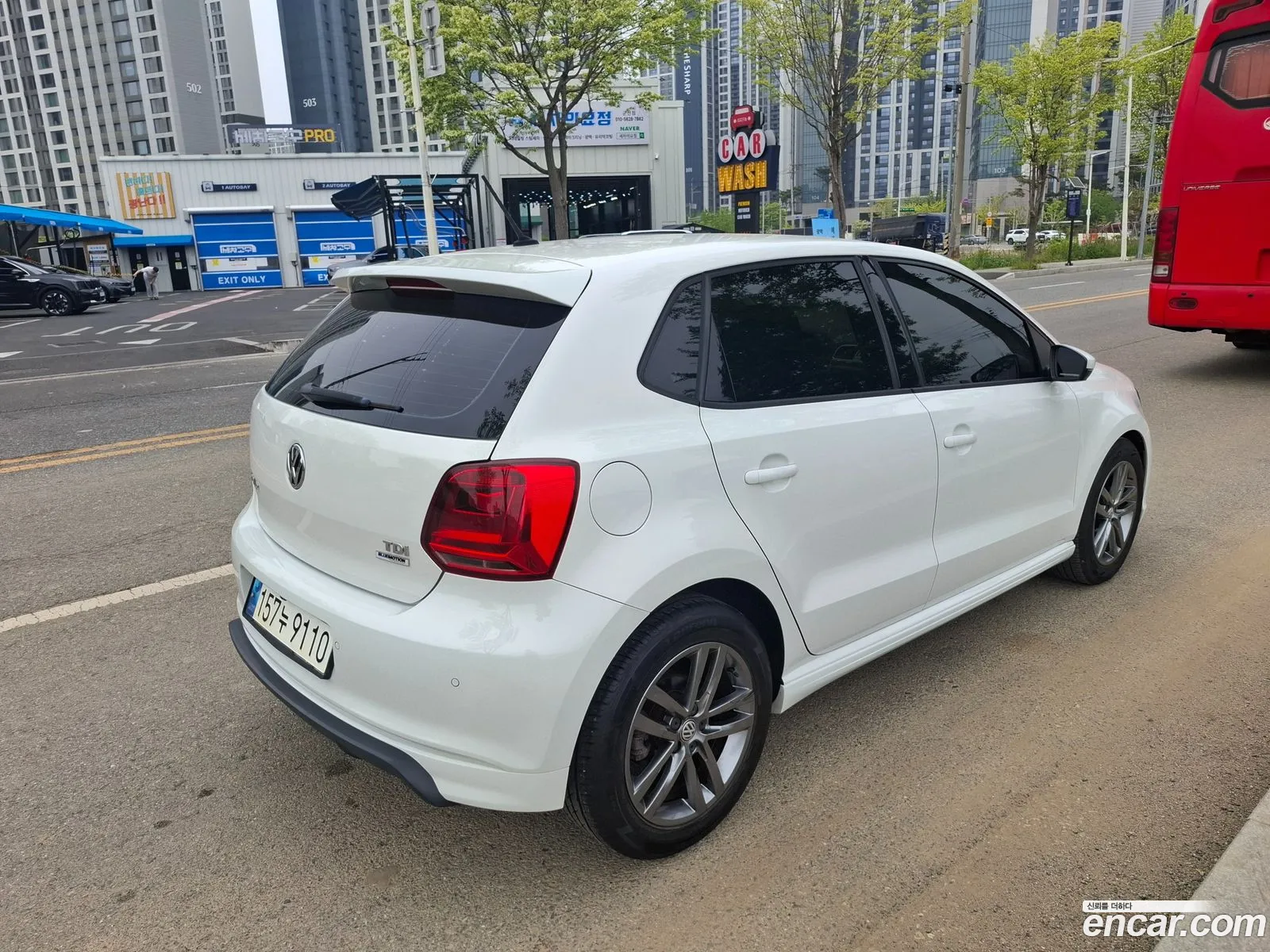 Volkswagen Polo 2015 — 10