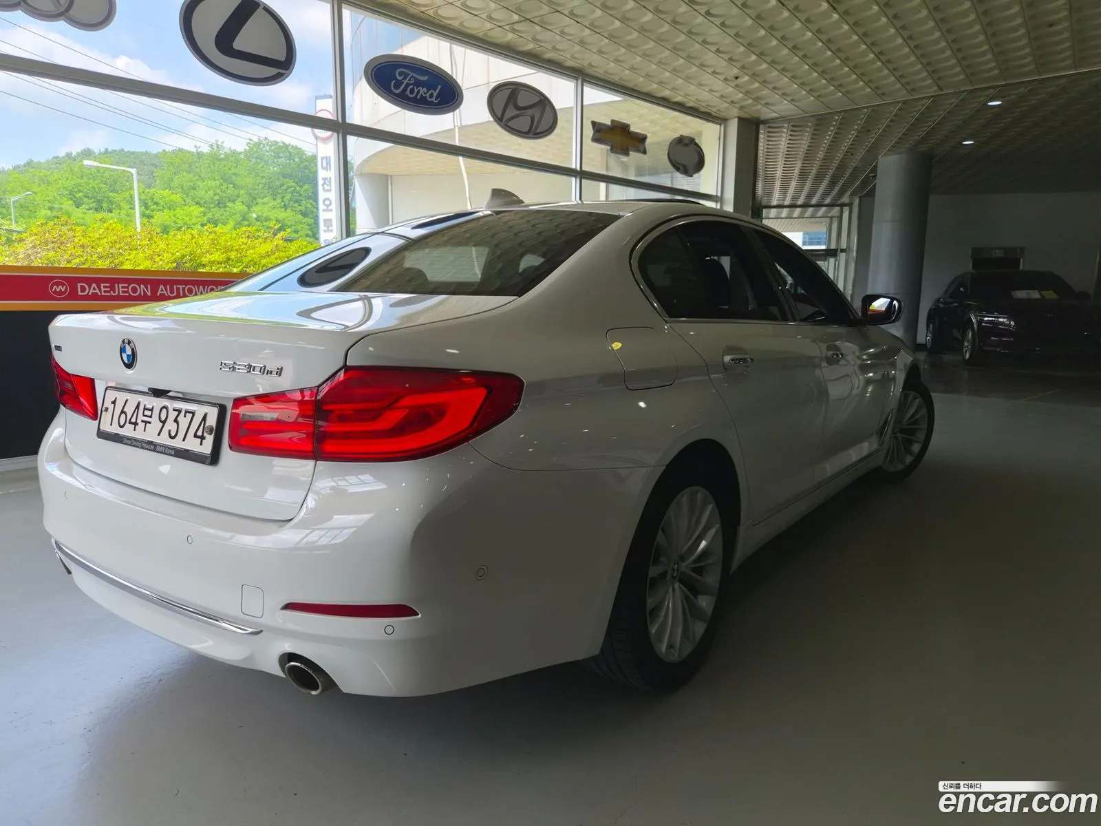 BMW 5 Series 2018 — 18