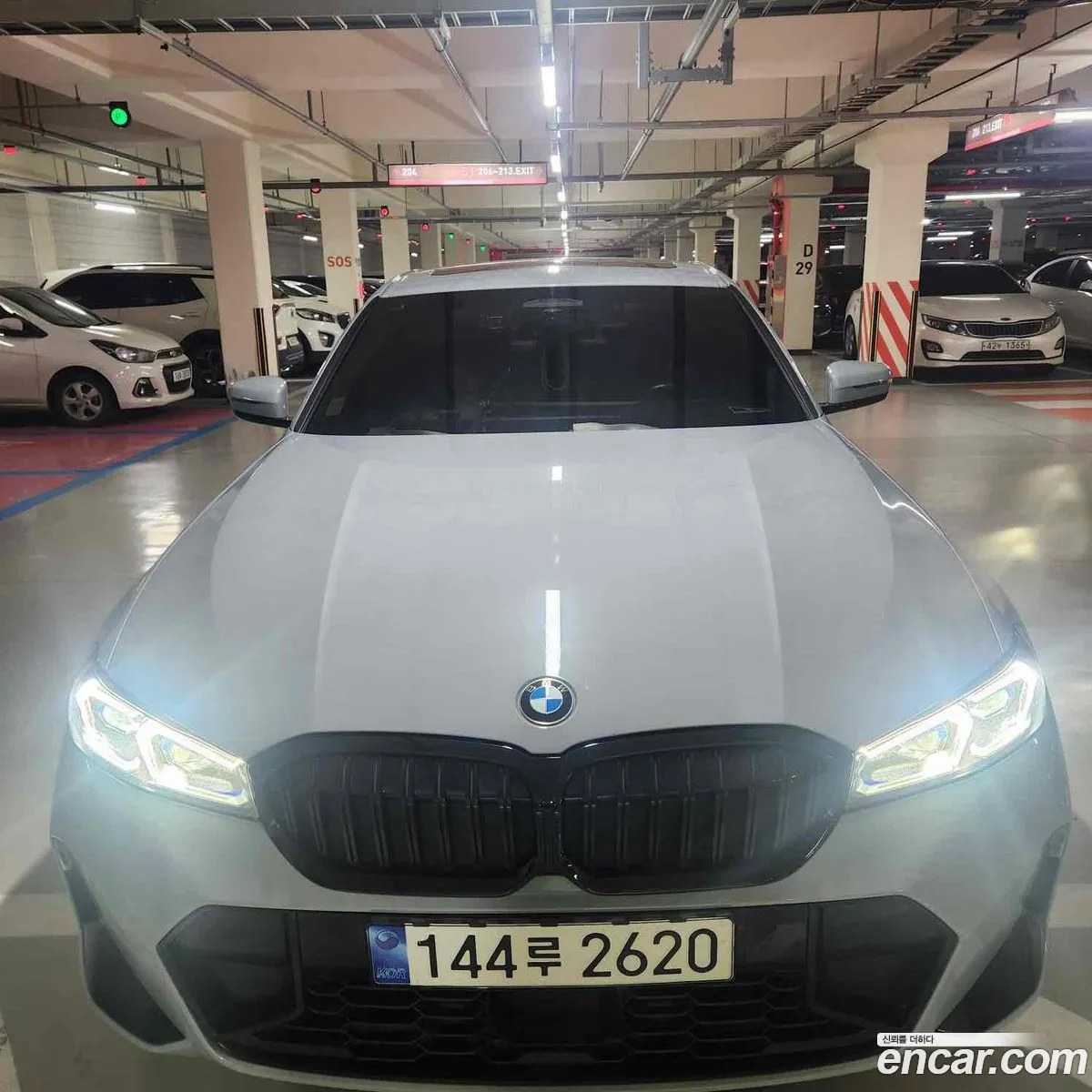 BMW 3 Series 2023 — 3