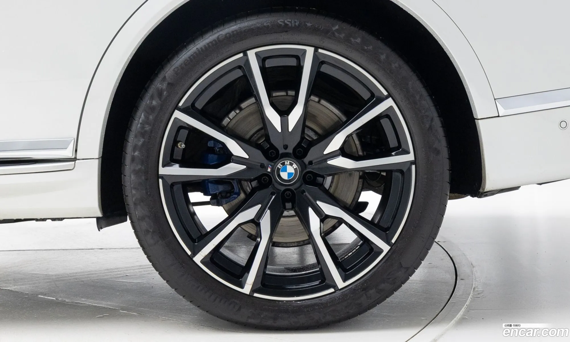BMW X7 2021 — 5