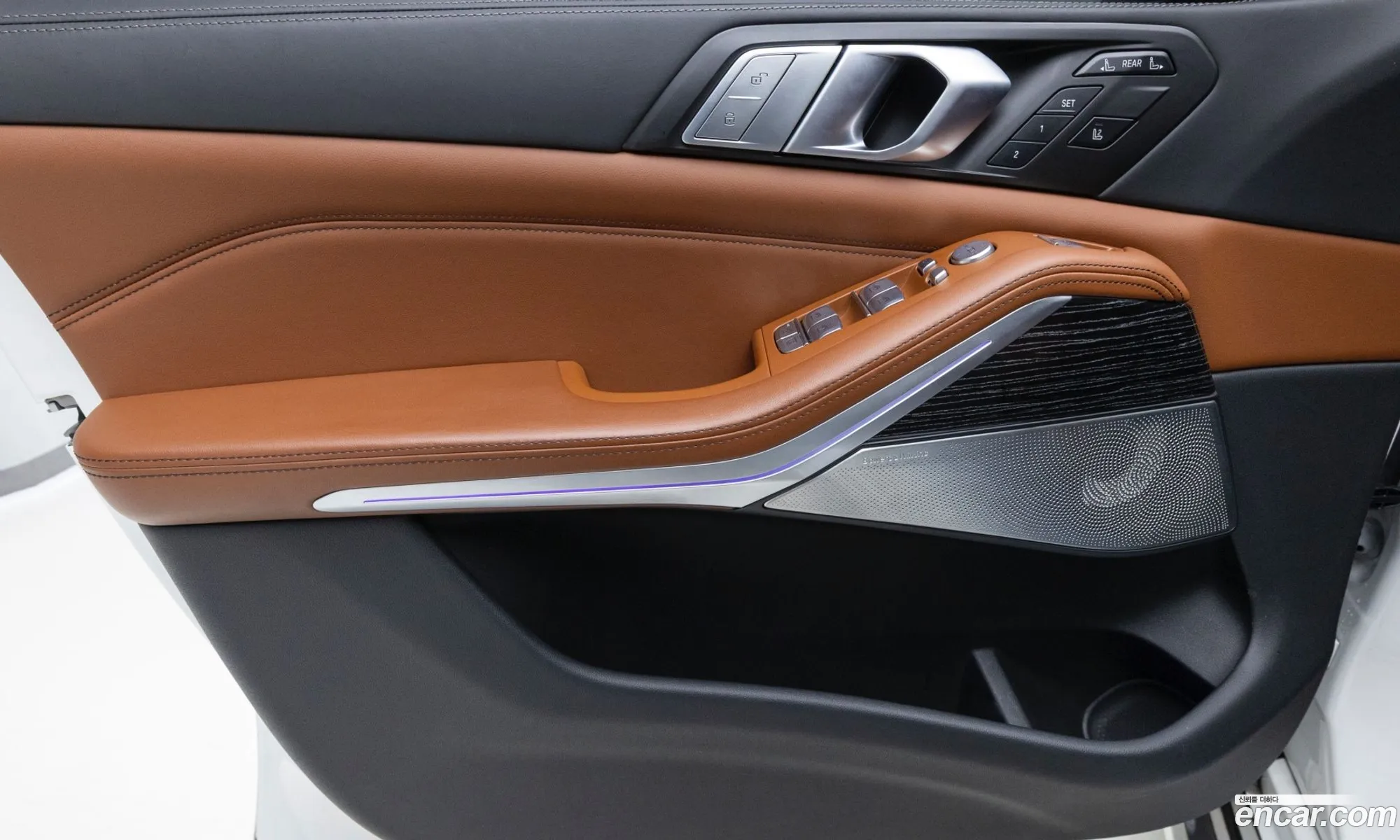 BMW X7 2021 — 8