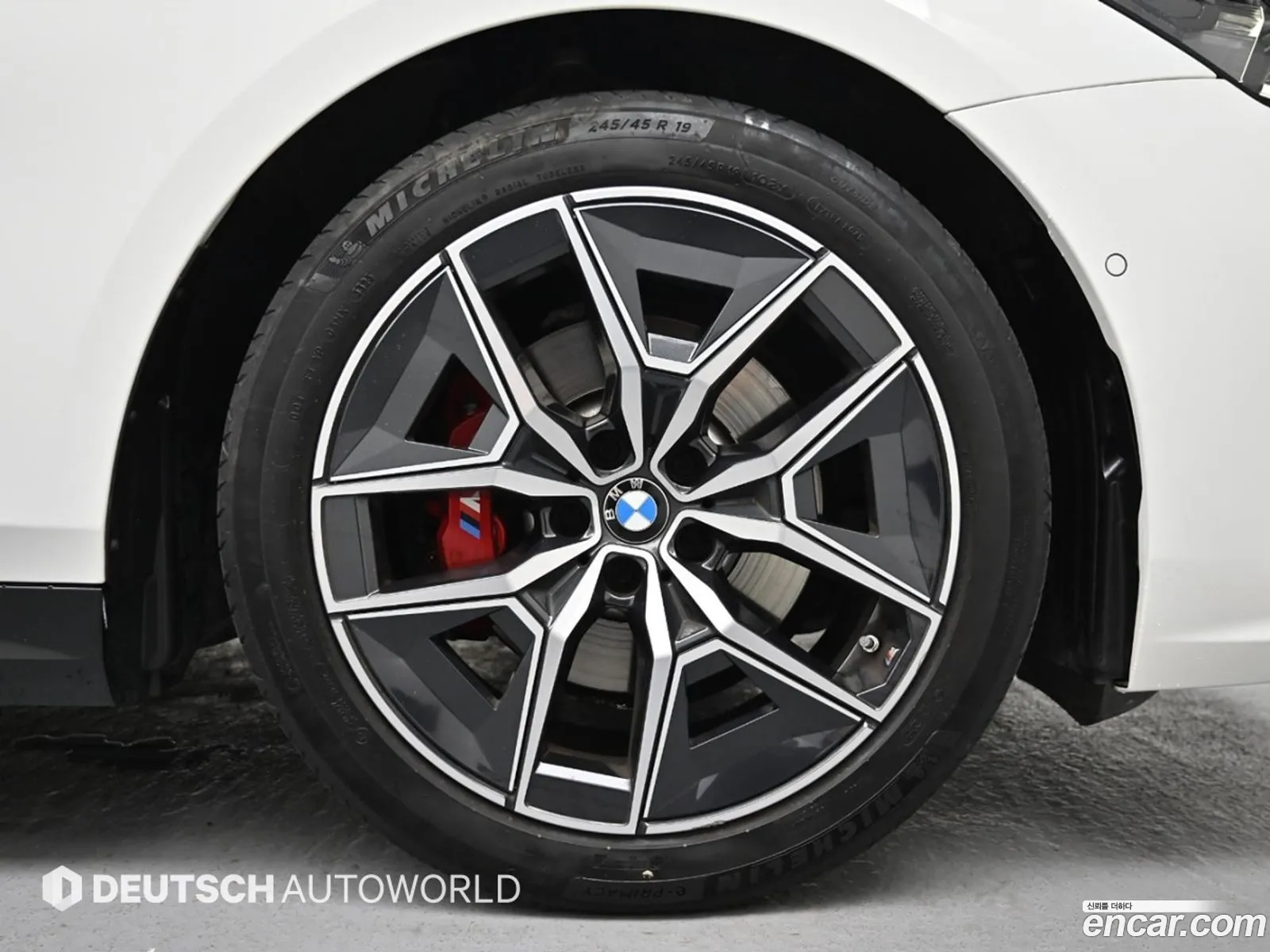 BMW 5 Series 2024 — 5