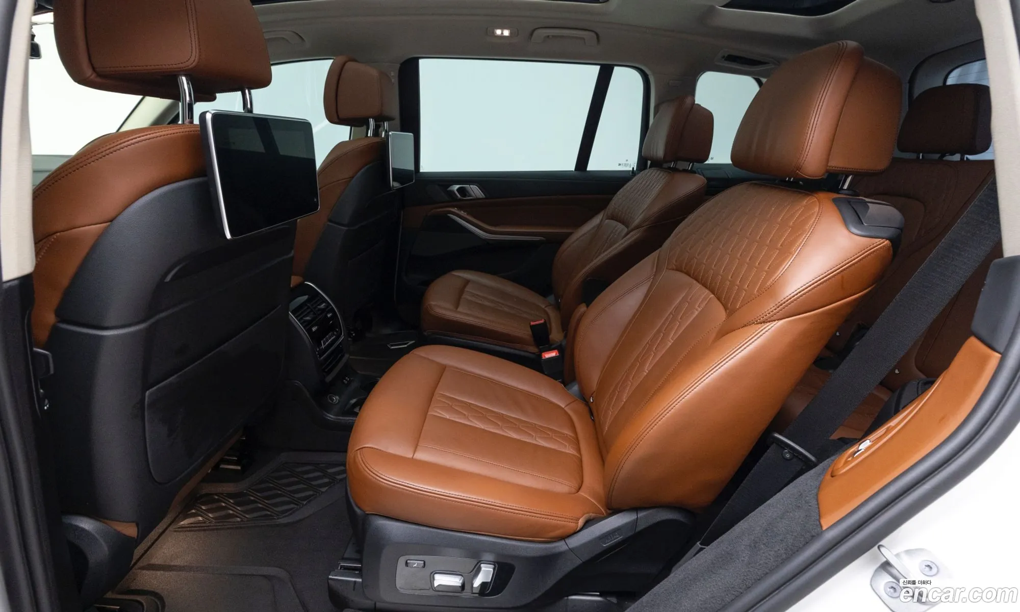 BMW X7 2021 — 11
