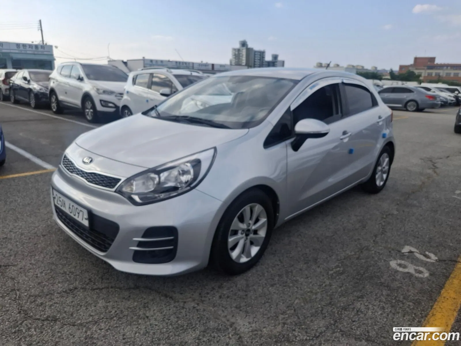 Kia Pride 2015 — 5