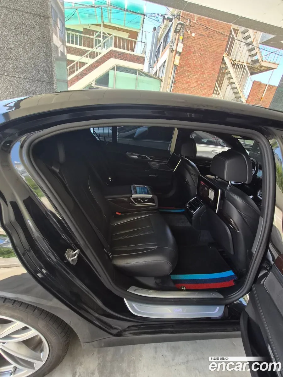BMW 7 Series 2016 — 11
